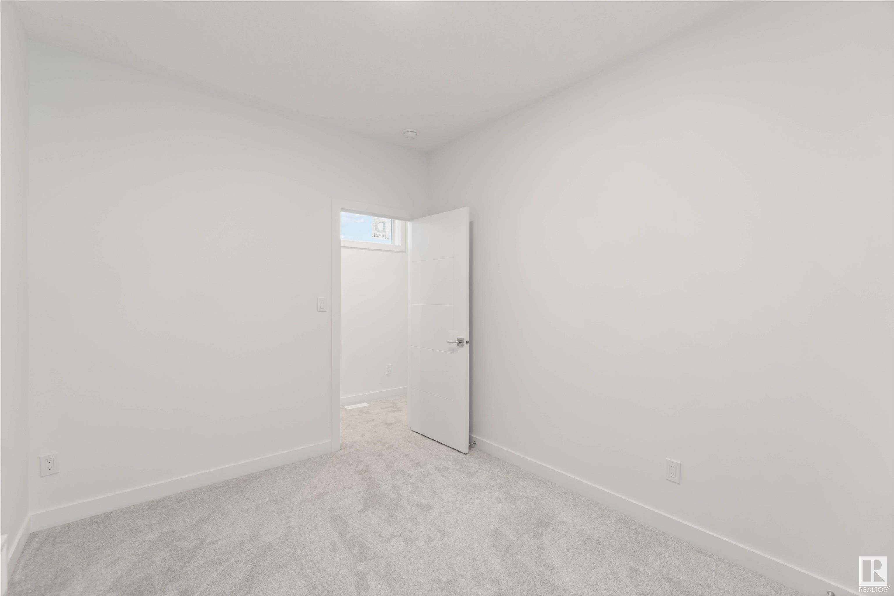      11331 103 ST NW , Edmonton,  ,T5G 2H8 ;  Listing Number: MLS E4414252