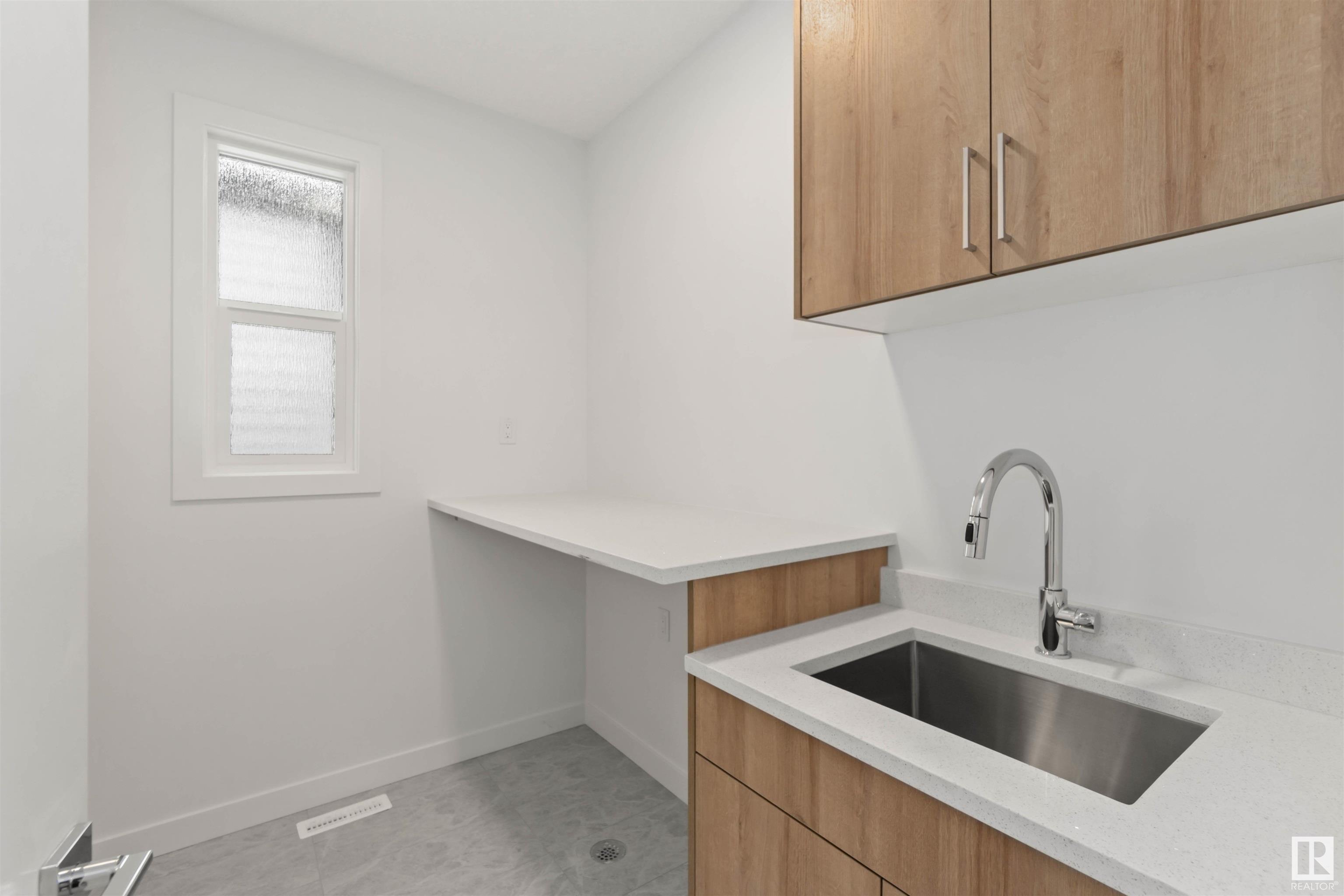      11331 103 ST NW , Edmonton,  ,T5G 2H8 ;  Listing Number: MLS E4414252