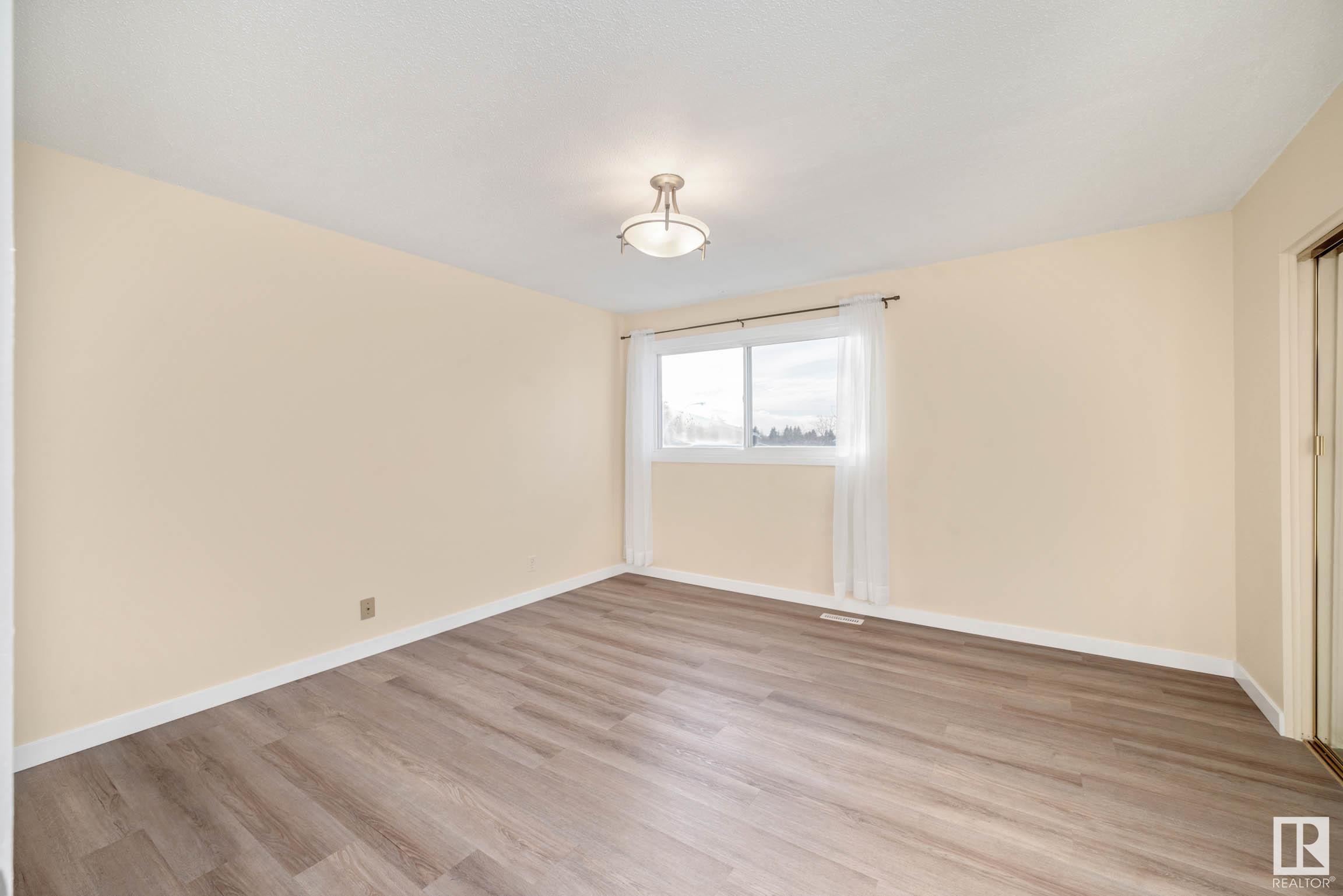      349 NORTHGATE TC NW , Edmonton,  ,T5E 3E3 ;  Listing Number: MLS E4414253