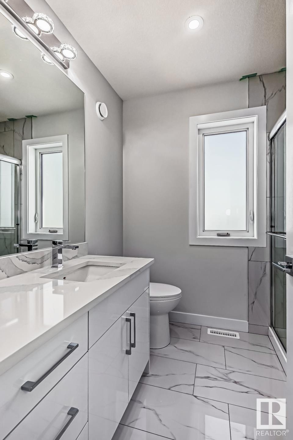      3518 33 AV NW , Edmonton,  ,T6L 5G6 ;  Listing Number: MLS E4414265