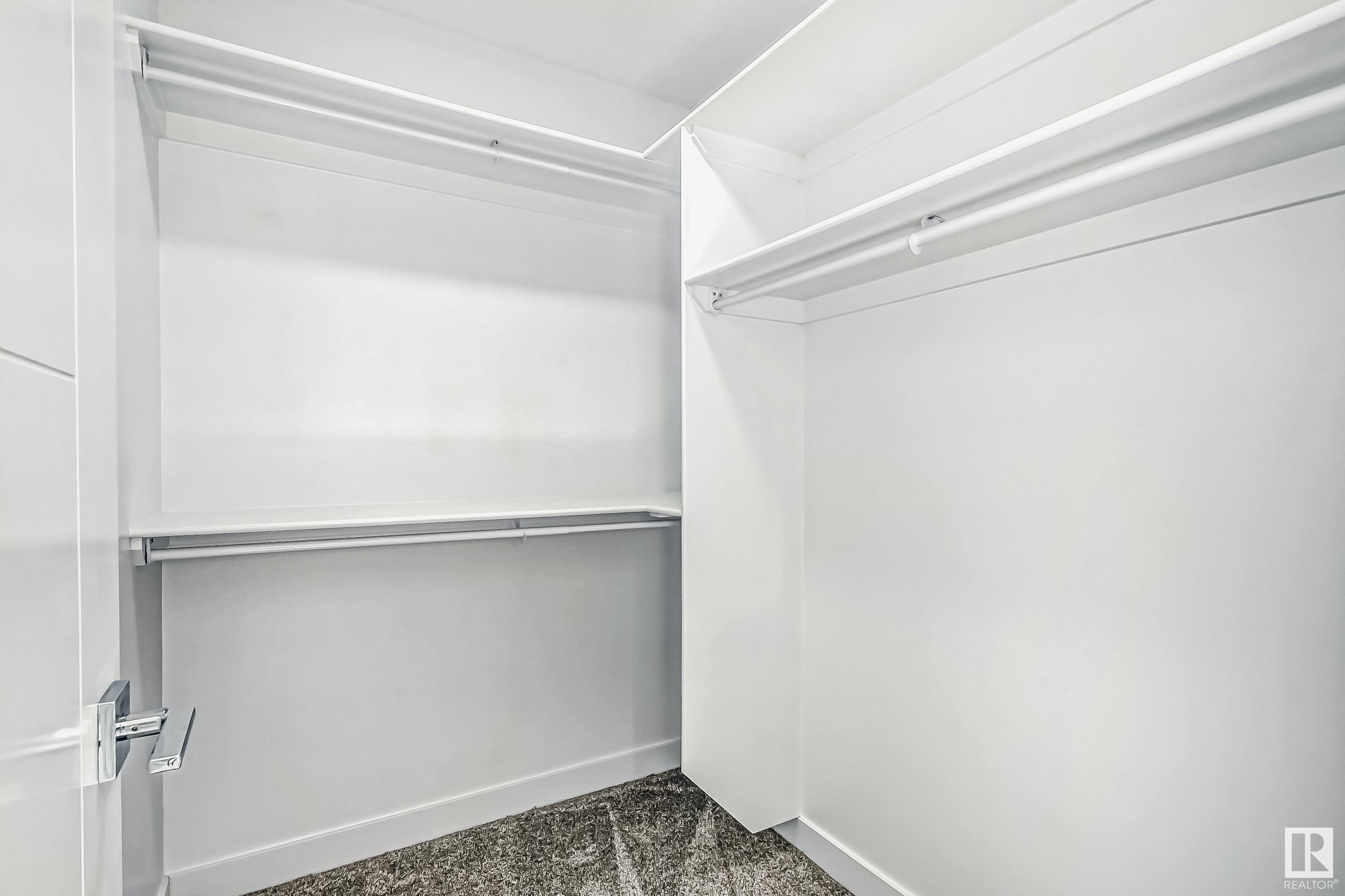      3518 33 AV NW , Edmonton,  ,T6L 5G6 ;  Listing Number: MLS E4414265