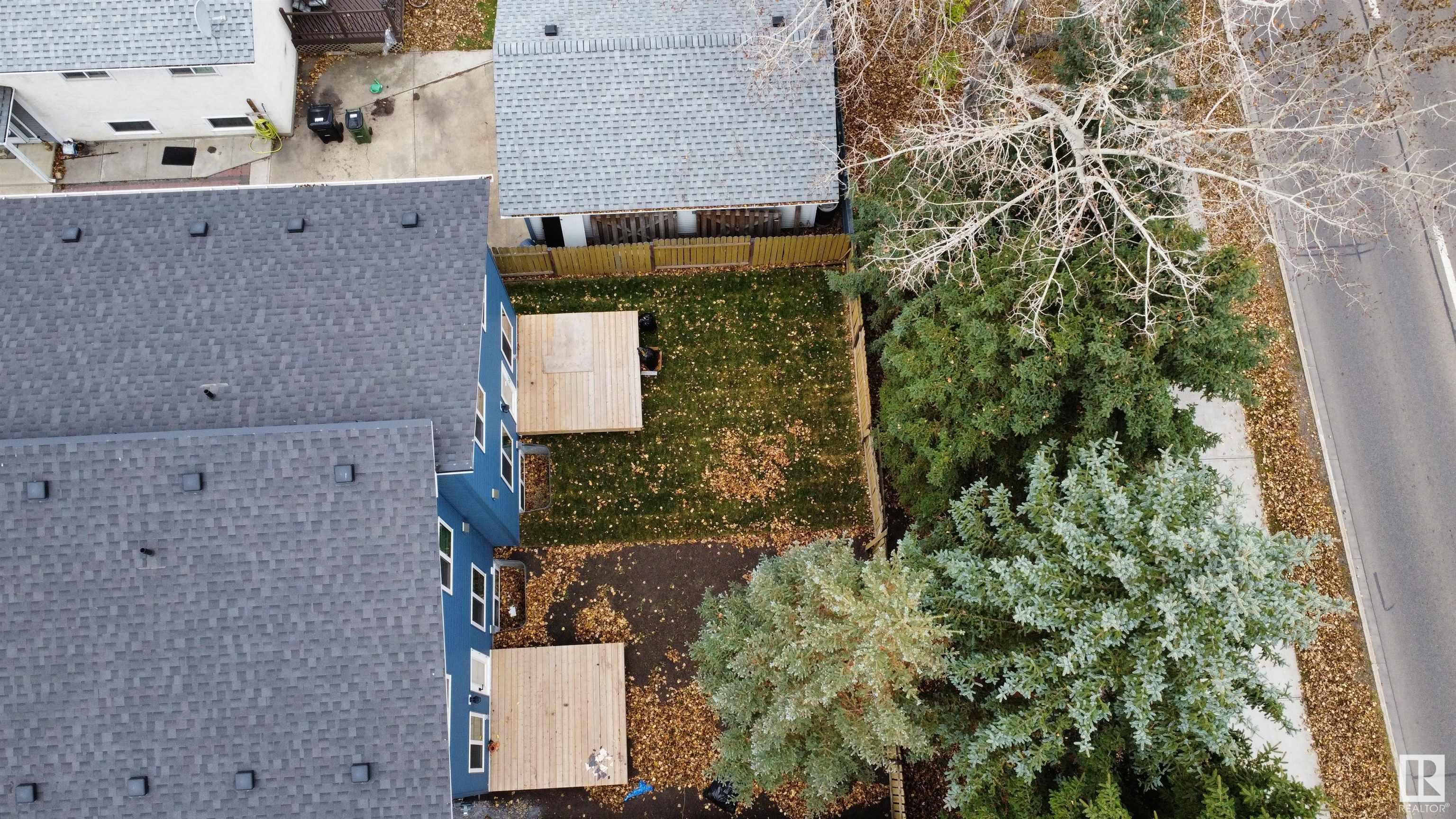      3518 33 AV NW , Edmonton,  ,T6L 5G6 ;  Listing Number: MLS E4414265