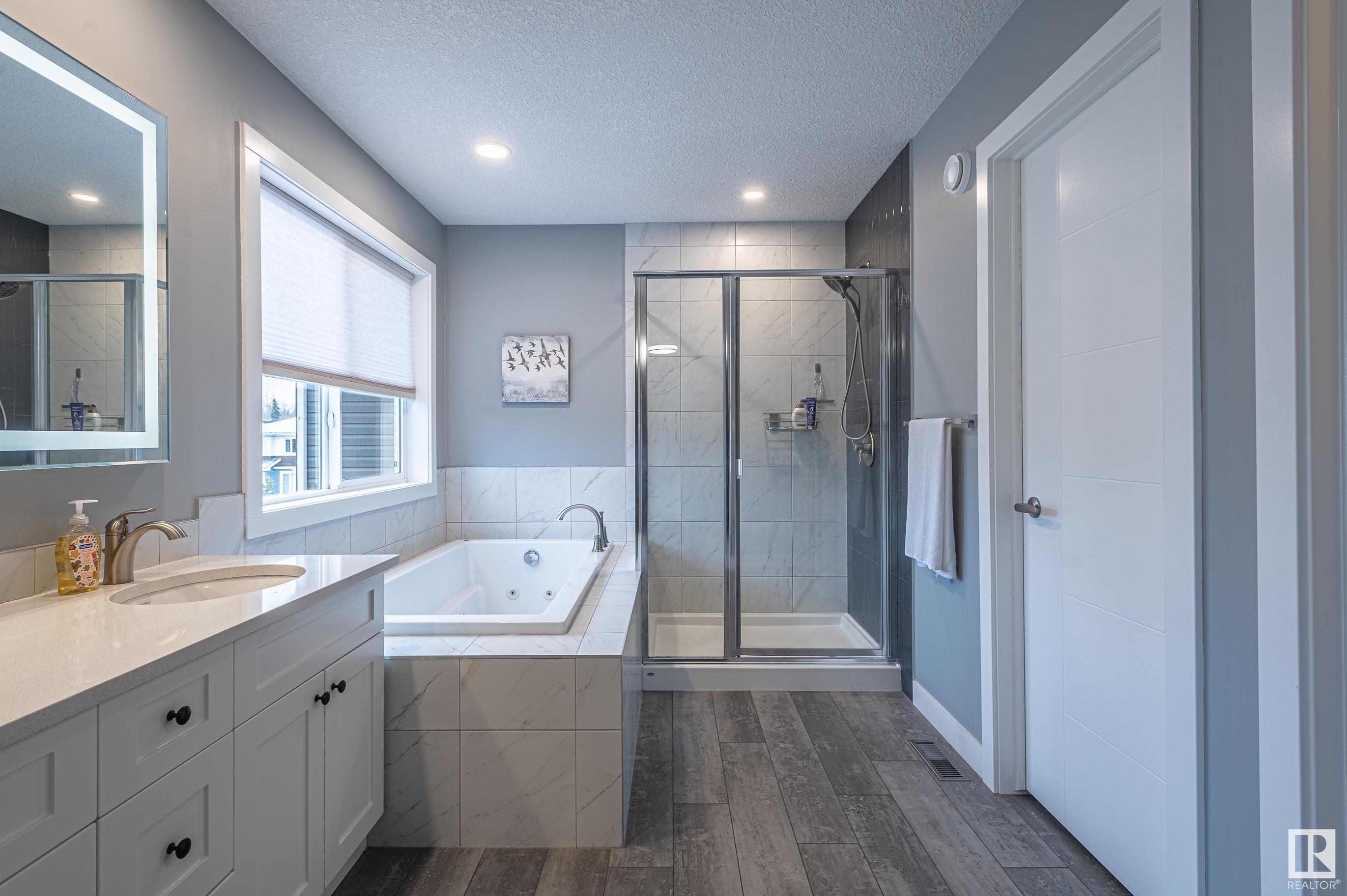      4 ELWYCK GA , Spruce Grove,  ,T7X 0Z2 ;  Listing Number: MLS E4414269