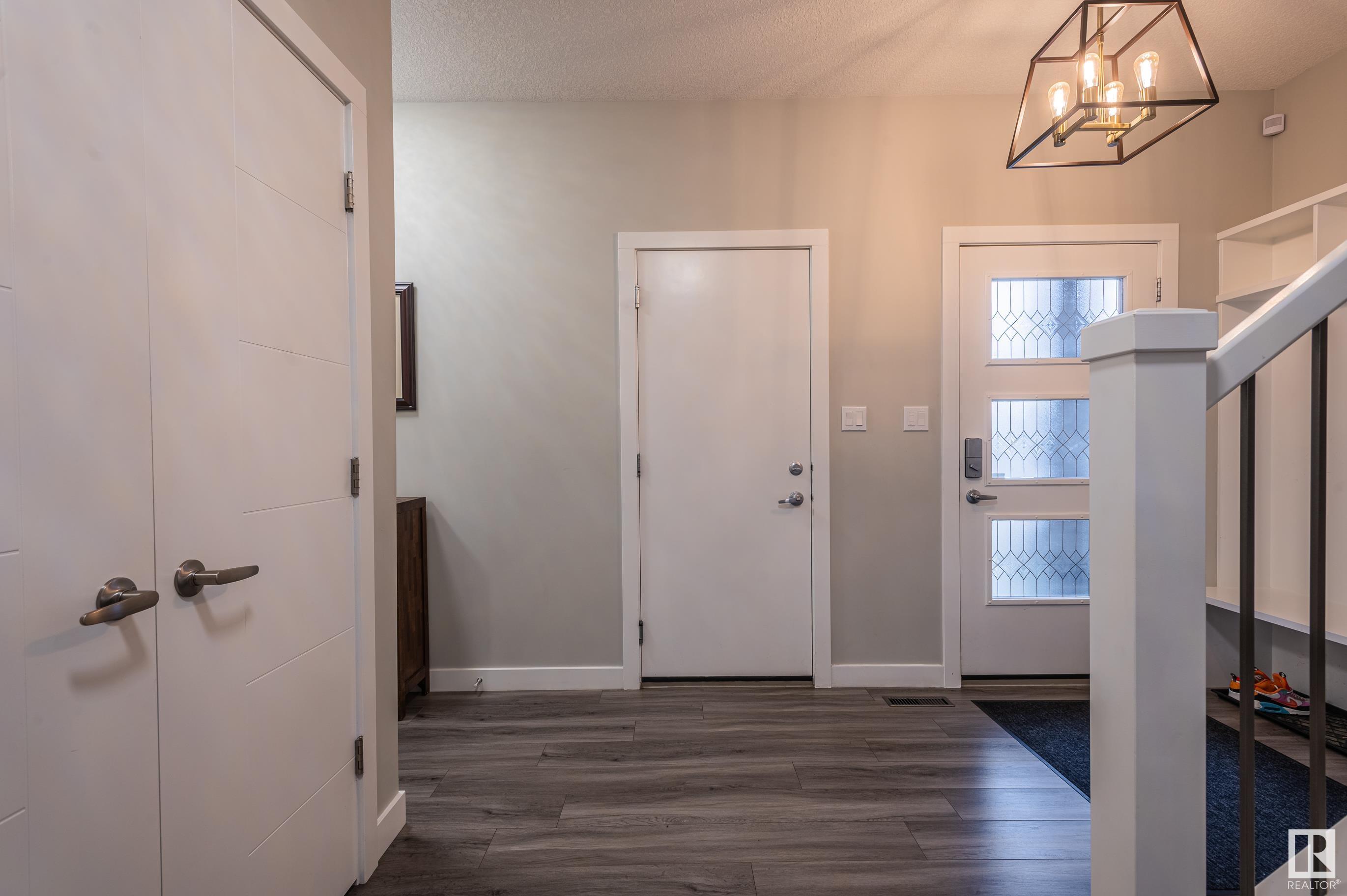      4 ELWYCK GA , Spruce Grove,  ,T7X 0Z2 ;  Listing Number: MLS E4414269