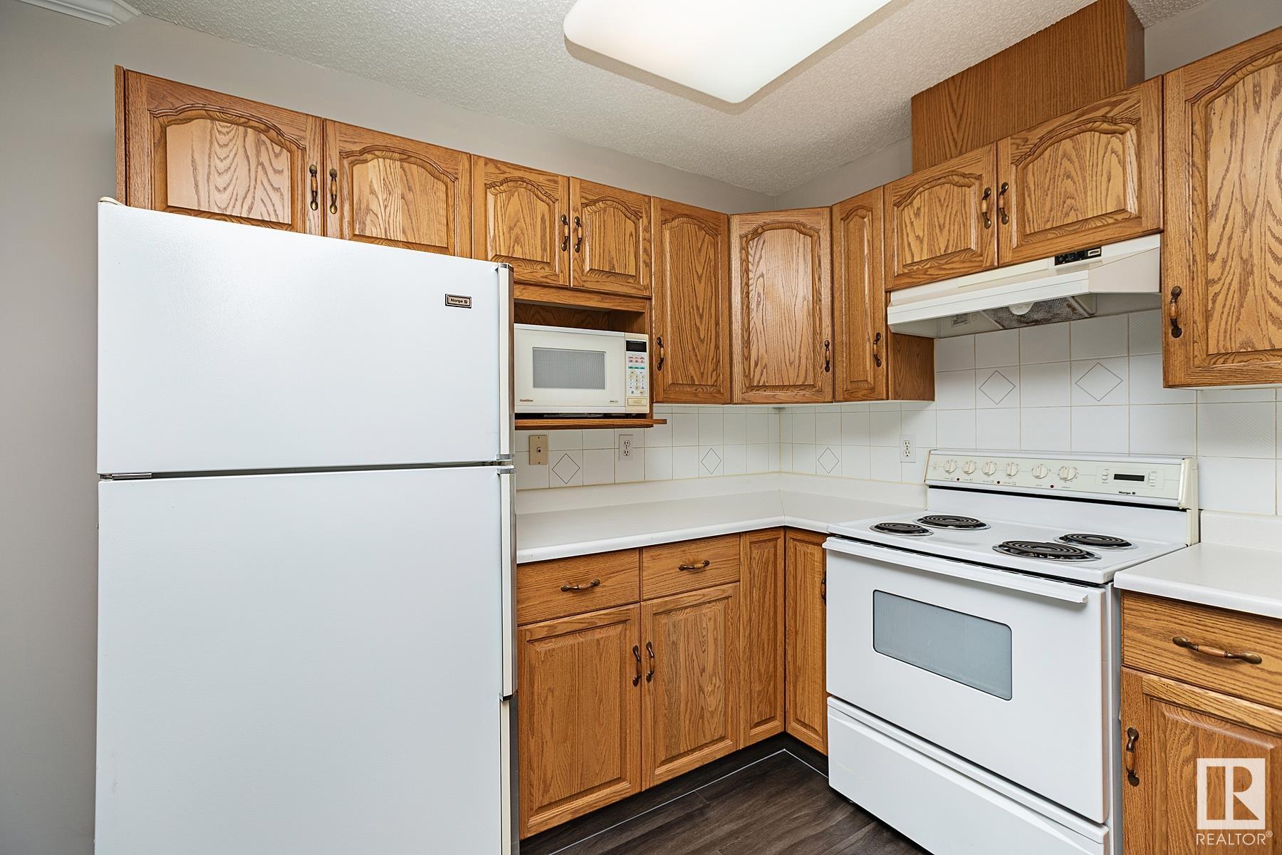      #309 10610 76 ST NW , Edmonton,  ,T6A 3Y9 ;  Listing Number: MLS E4414273