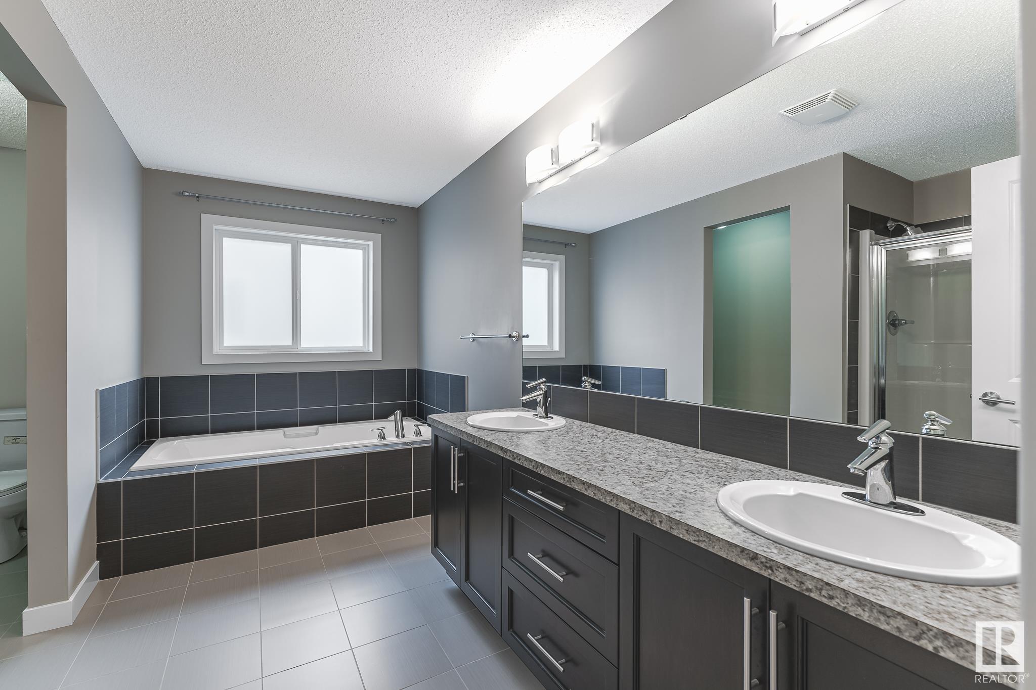      21932 97 AV NW , Edmonton,  ,T5T 4H6 ;  Listing Number: MLS E4414290