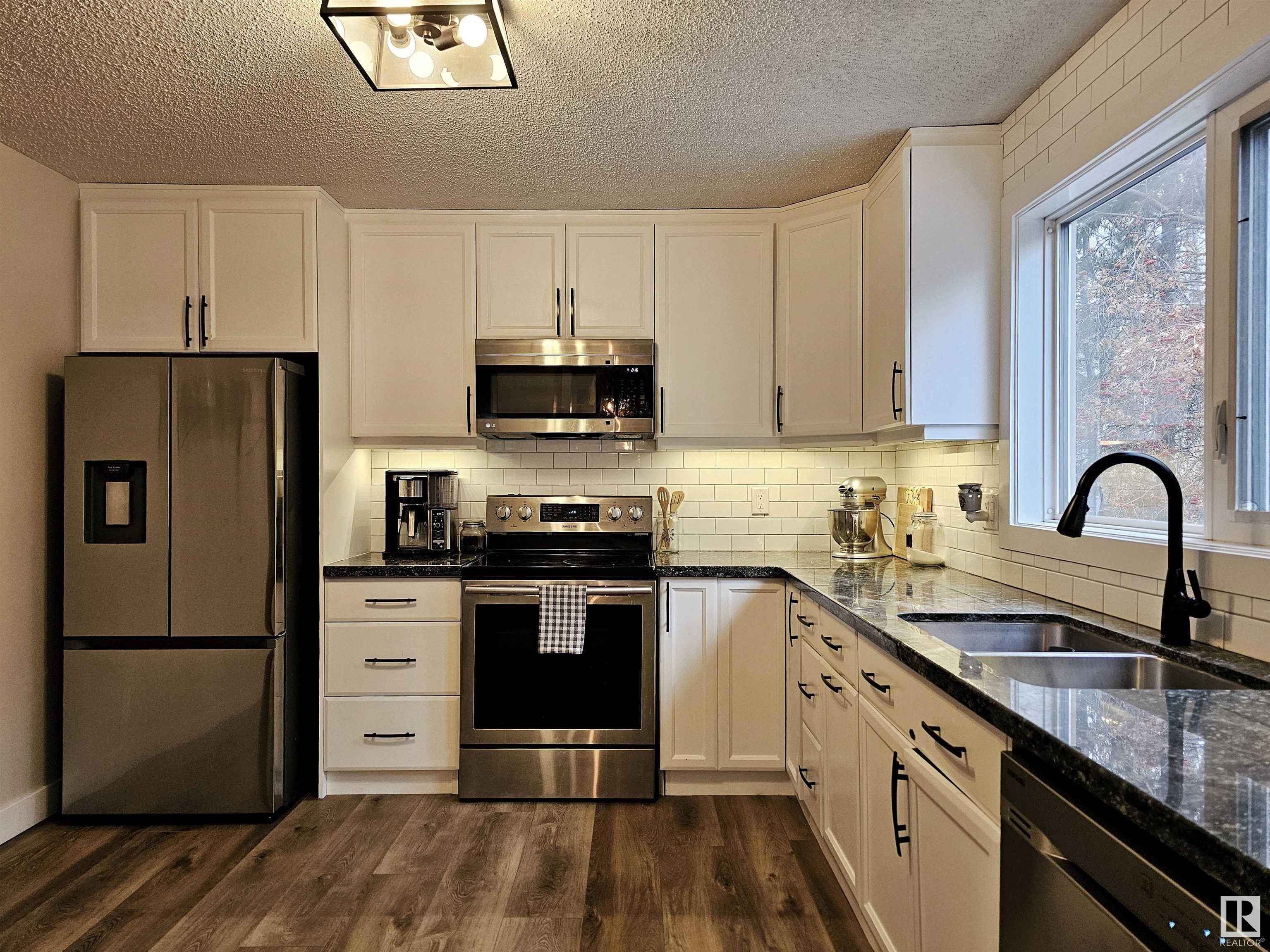      13 GLEN MEADOW CR , St. Albert,  ,T8N 3A2 ;  Listing Number: MLS E4414302