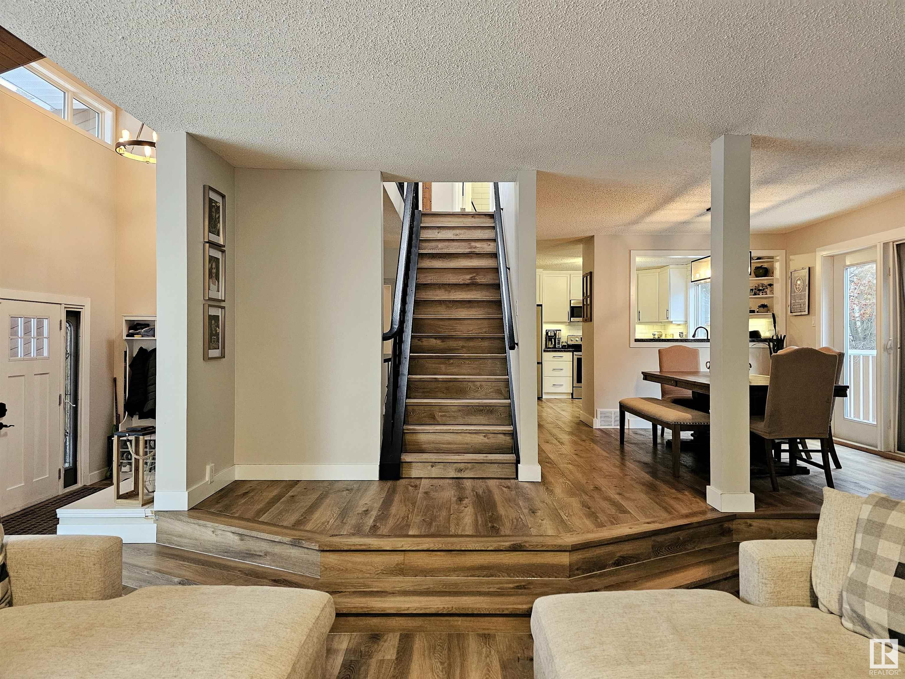      13 GLEN MEADOW CR , St. Albert,  ,T8N 3A2 ;  Listing Number: MLS E4414302