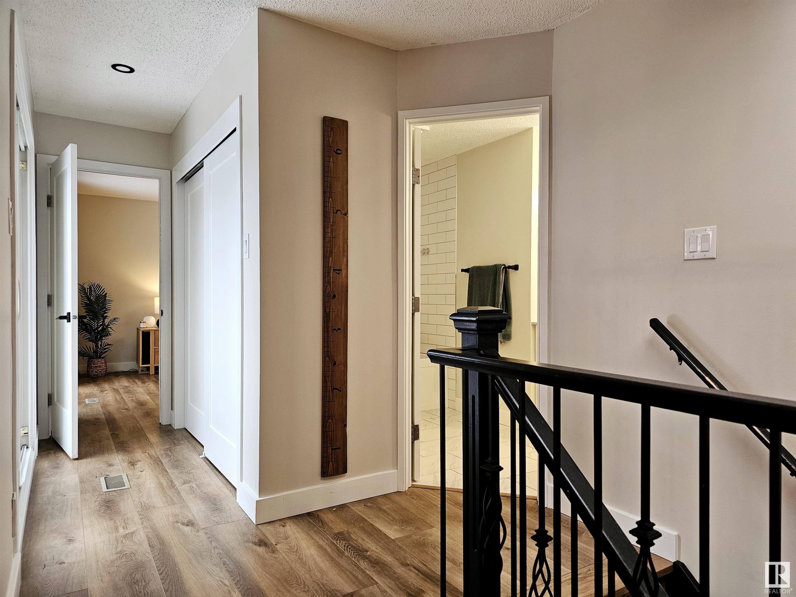      13 GLEN MEADOW CR , St. Albert,  ,T8N 3A2 ;  Listing Number: MLS E4414302