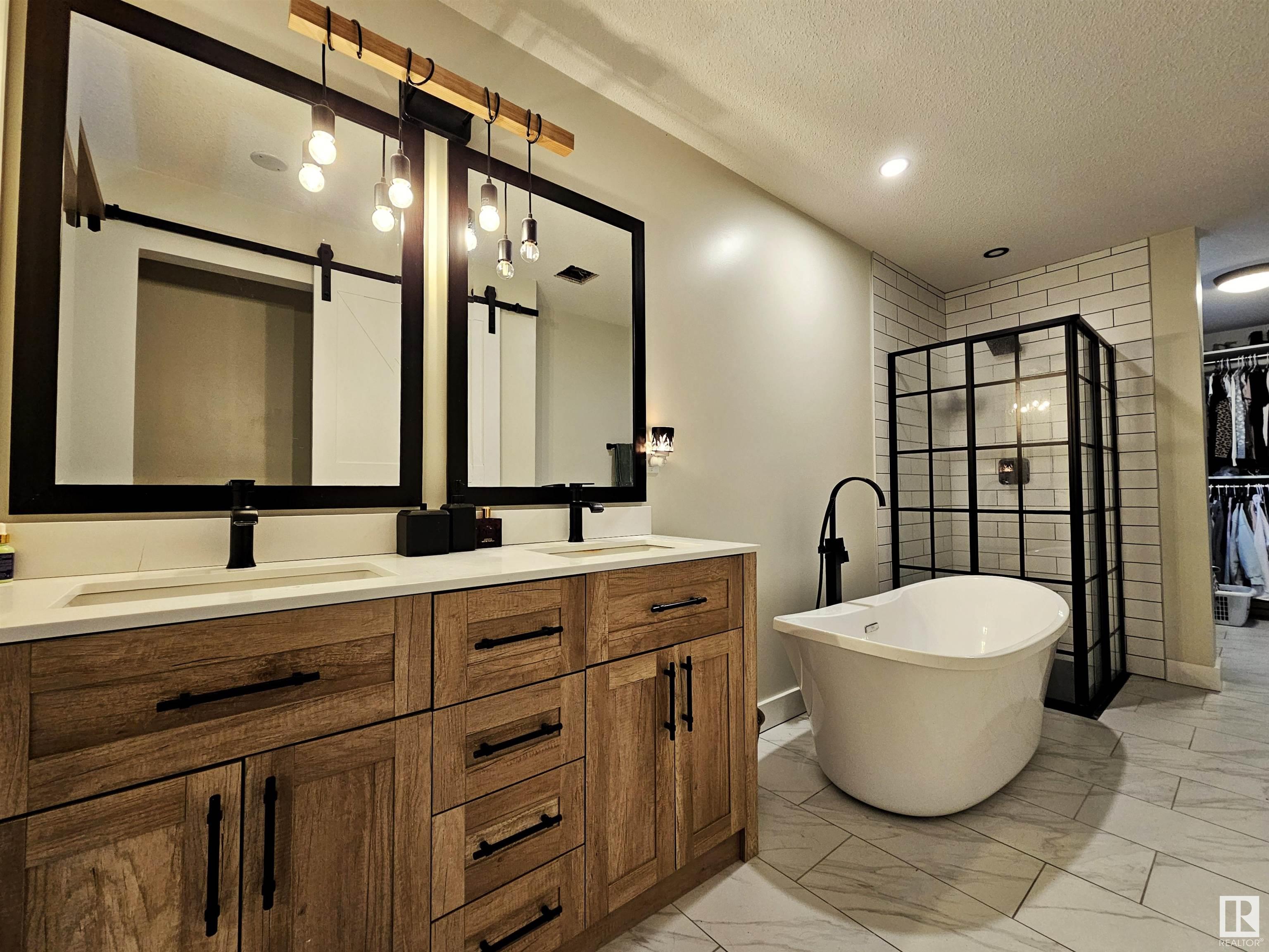      13 GLEN MEADOW CR , St. Albert,  ,T8N 3A2 ;  Listing Number: MLS E4414302