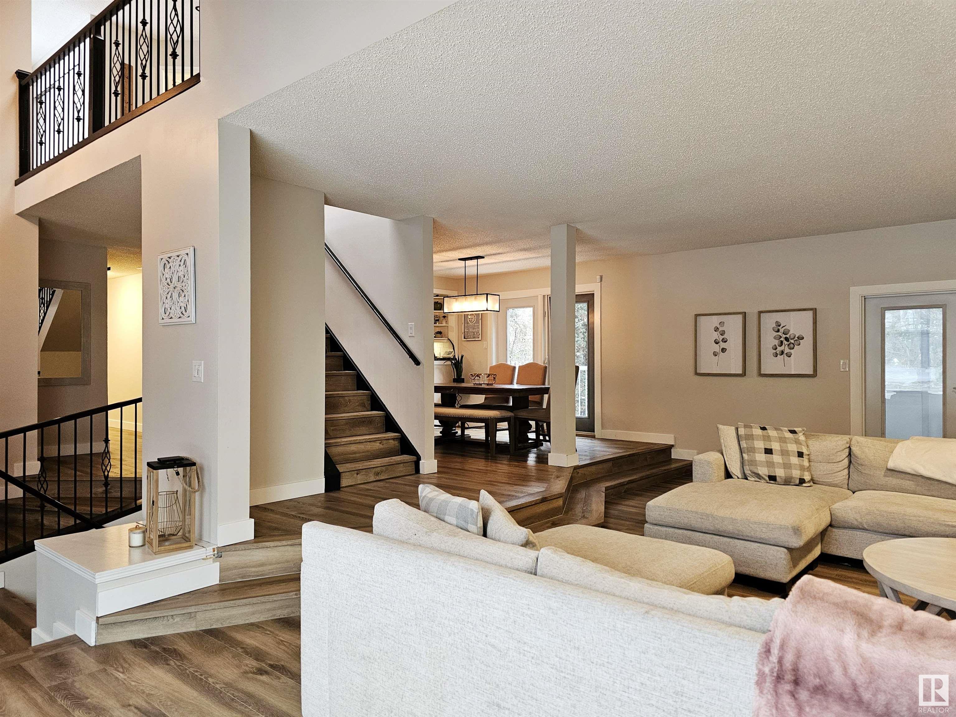      13 GLEN MEADOW CR , St. Albert,  ,T8N 3A2 ;  Listing Number: MLS E4414302