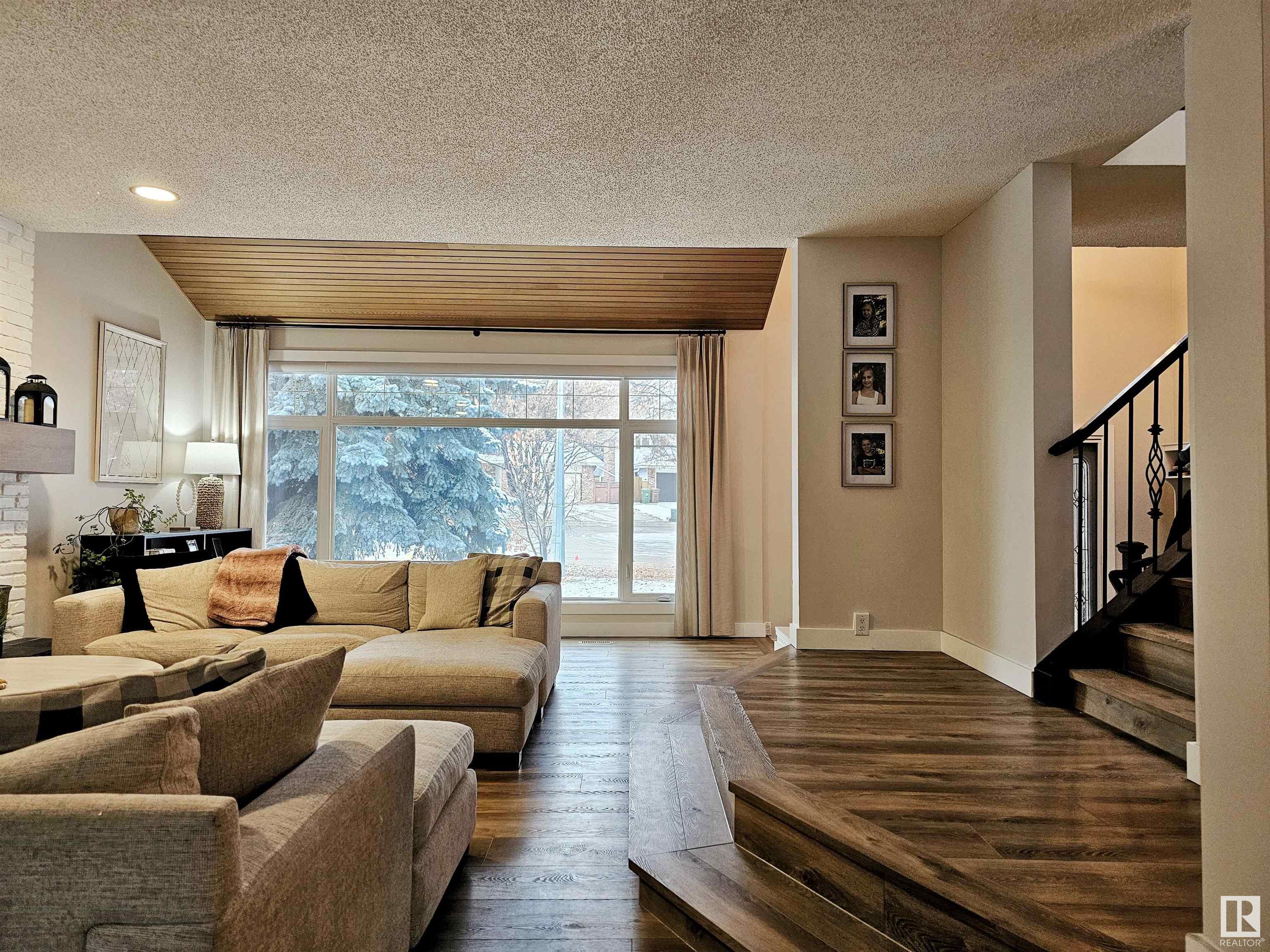      13 GLEN MEADOW CR , St. Albert,  ,T8N 3A2 ;  Listing Number: MLS E4414302