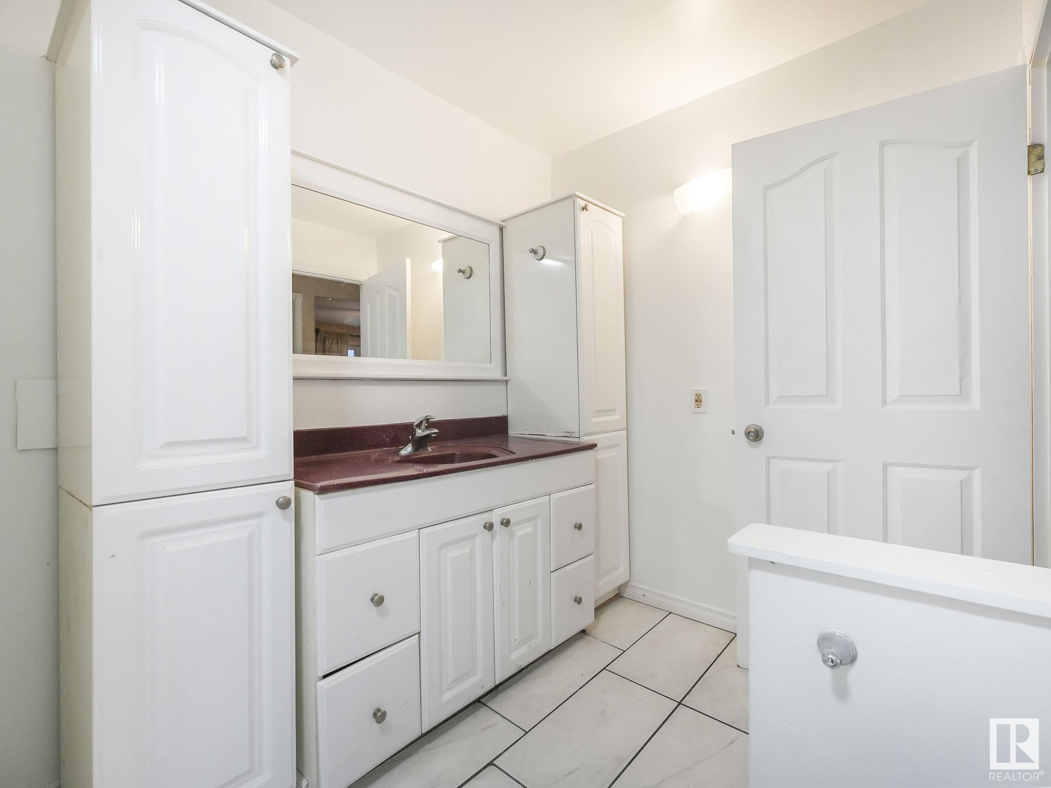      3804 109 AV NW , Edmonton,  ,T5W 0G8 ;  Listing Number: MLS E4414317