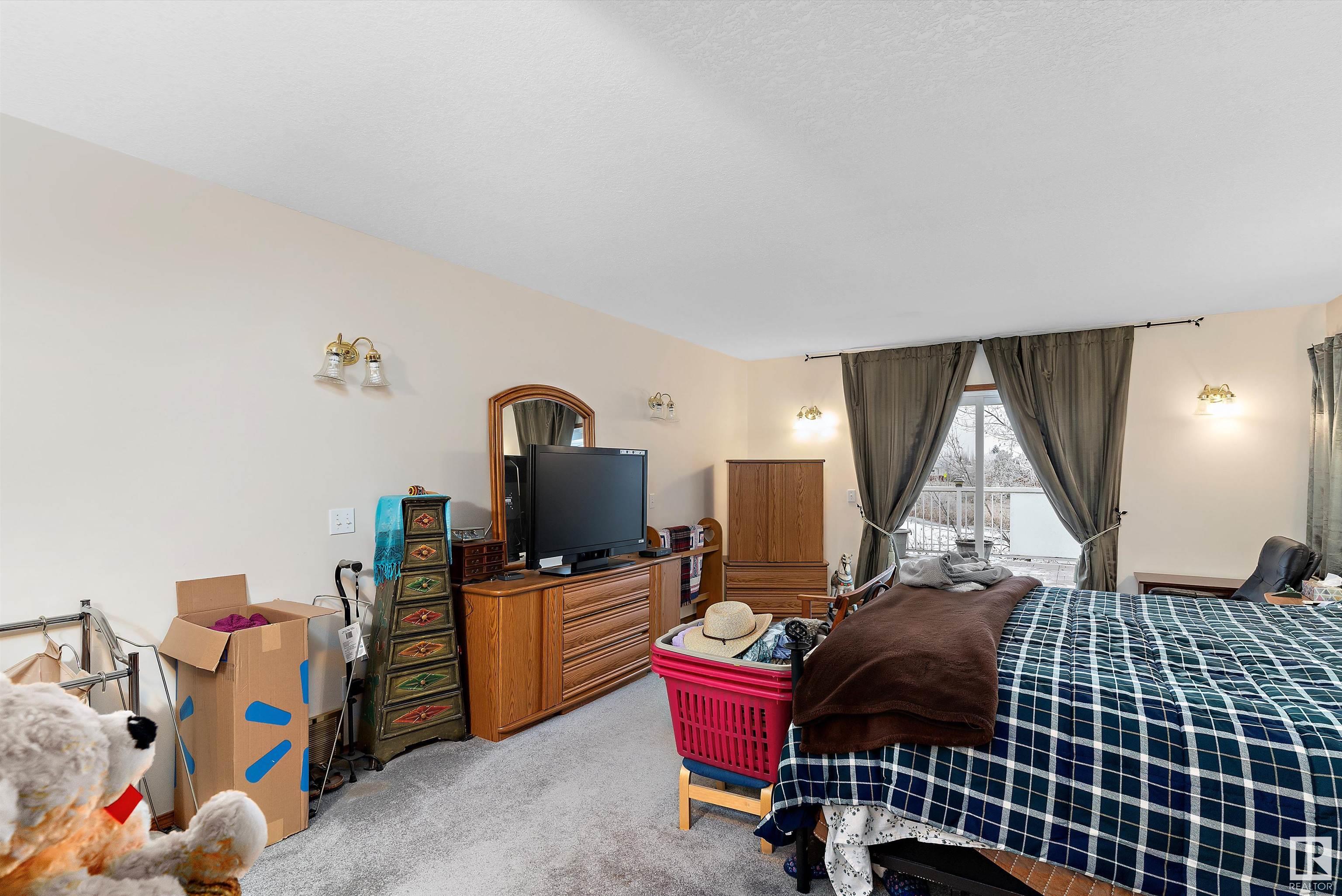      12 J BROWN PL , Leduc,  ,T9E 6P9 ;  Listing Number: MLS E4414332