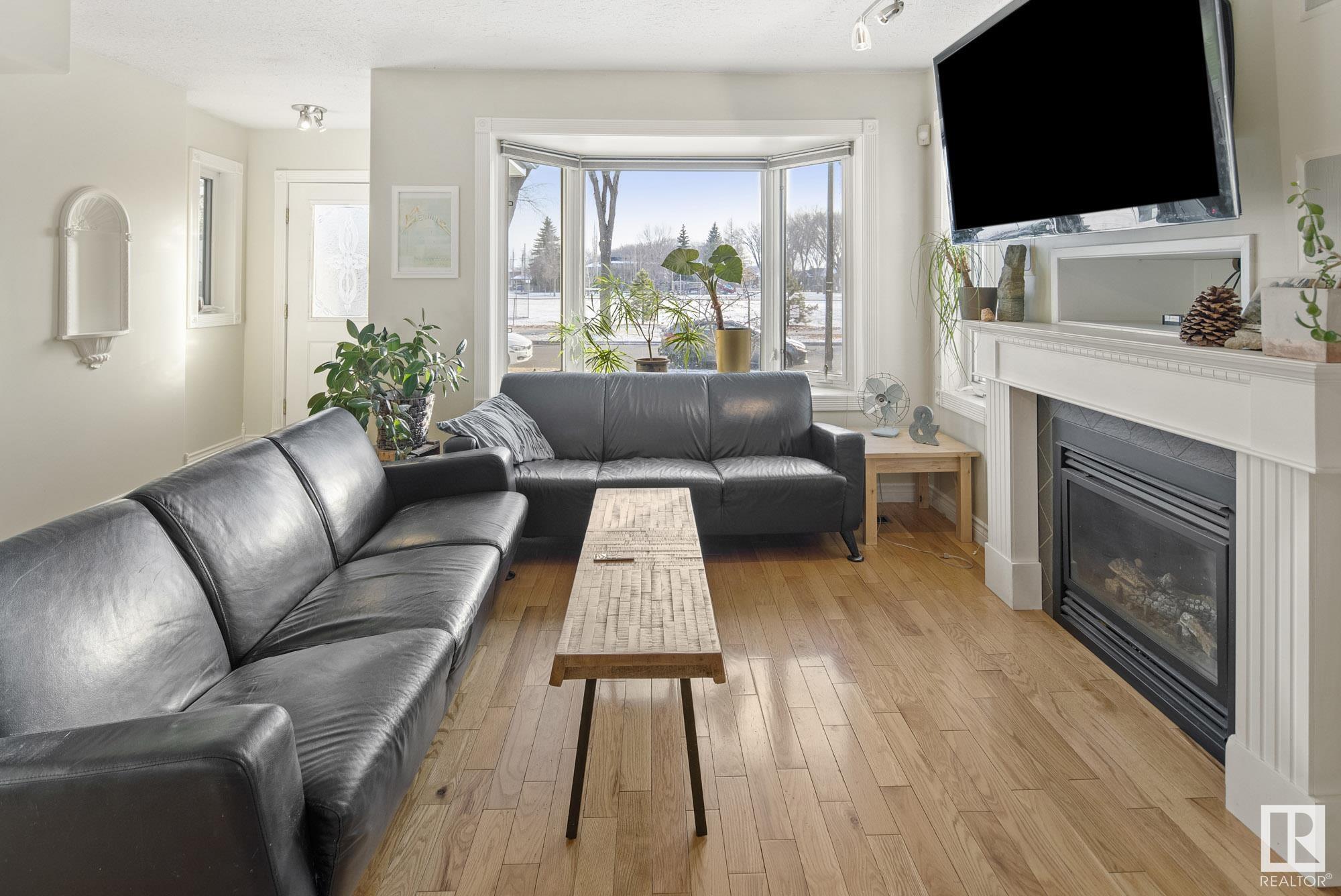      7326 111 AV NW , Edmonton,  ,T5B 0B6 ;  Listing Number: MLS E4414333
