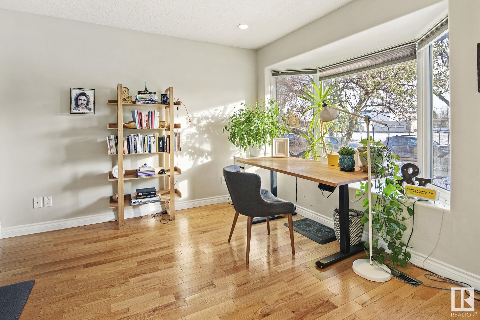      7326 111 AV NW , Edmonton,  ,T5B 0B6 ;  Listing Number: MLS E4414333