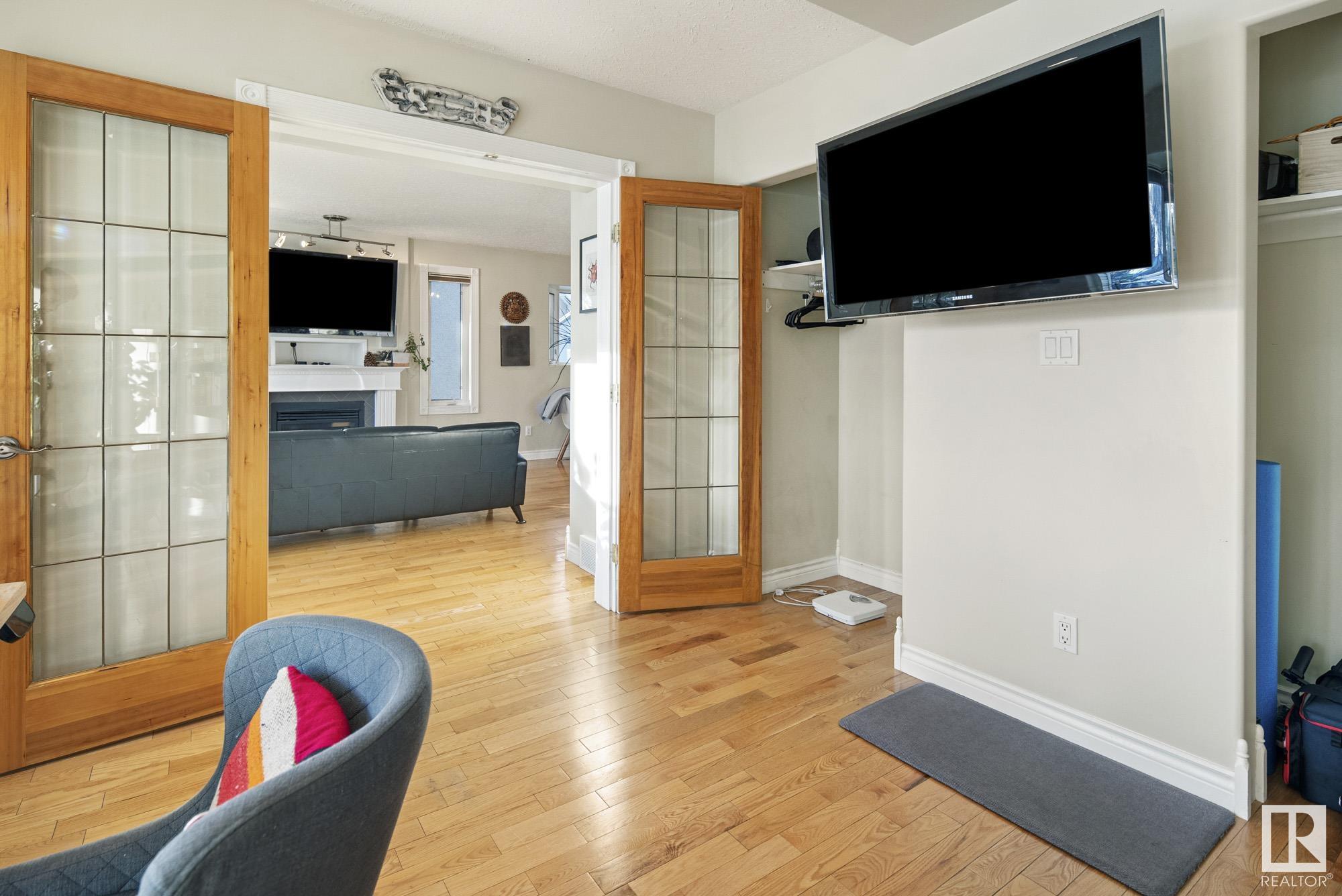      7326 111 AV NW , Edmonton,  ,T5B 0B6 ;  Listing Number: MLS E4414333