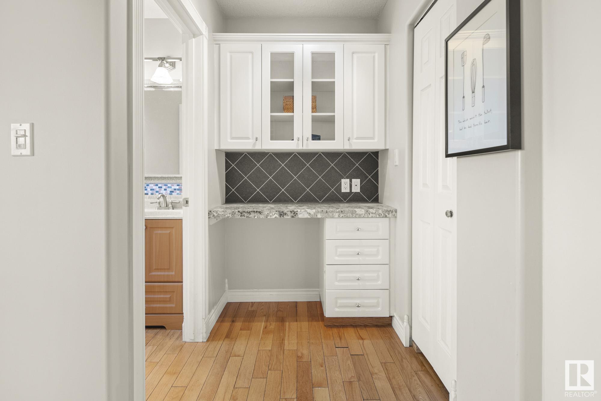     7326 111 AV NW , Edmonton,  ,T5B 0B6 ;  Listing Number: MLS E4414333