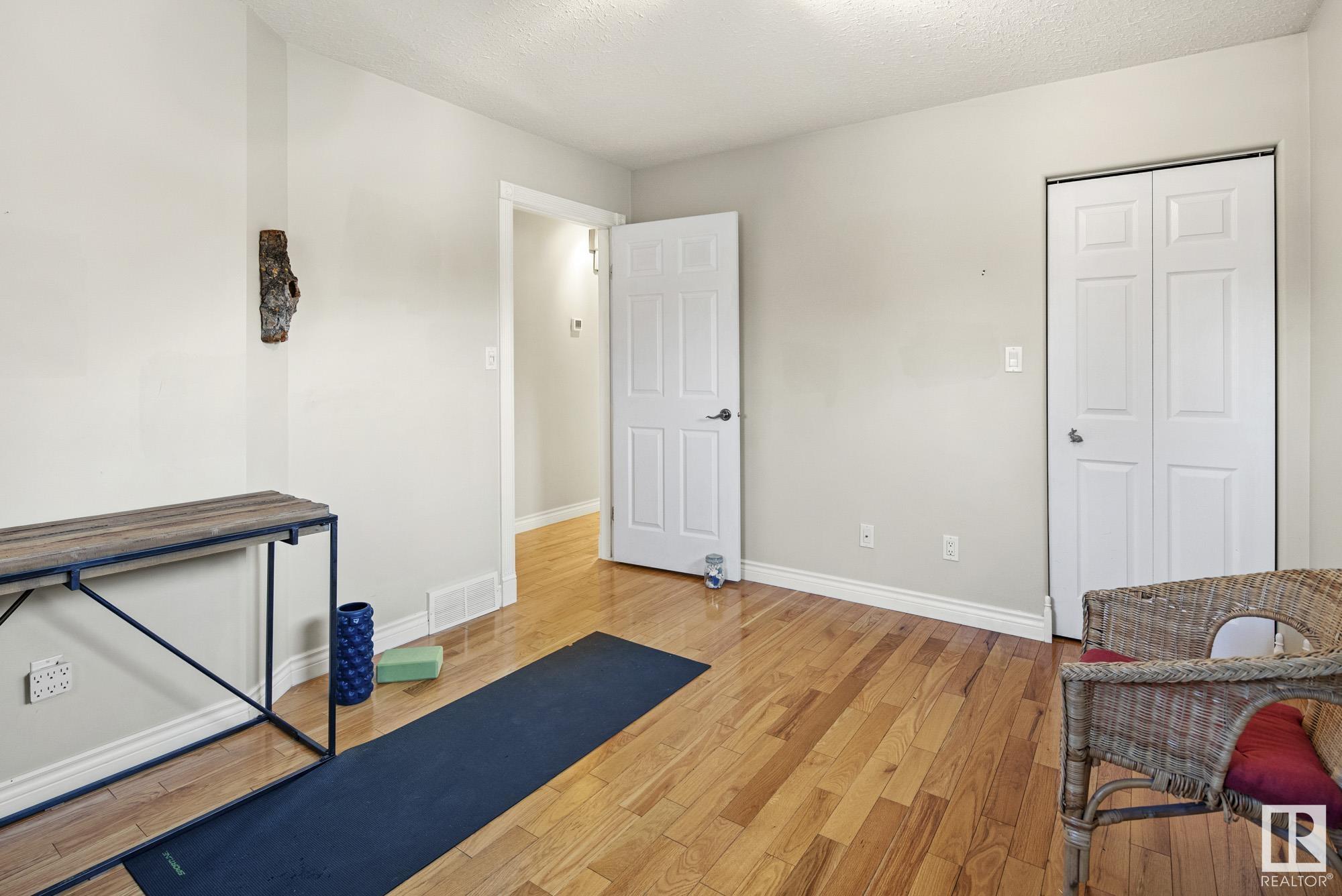      7326 111 AV NW , Edmonton,  ,T5B 0B6 ;  Listing Number: MLS E4414333