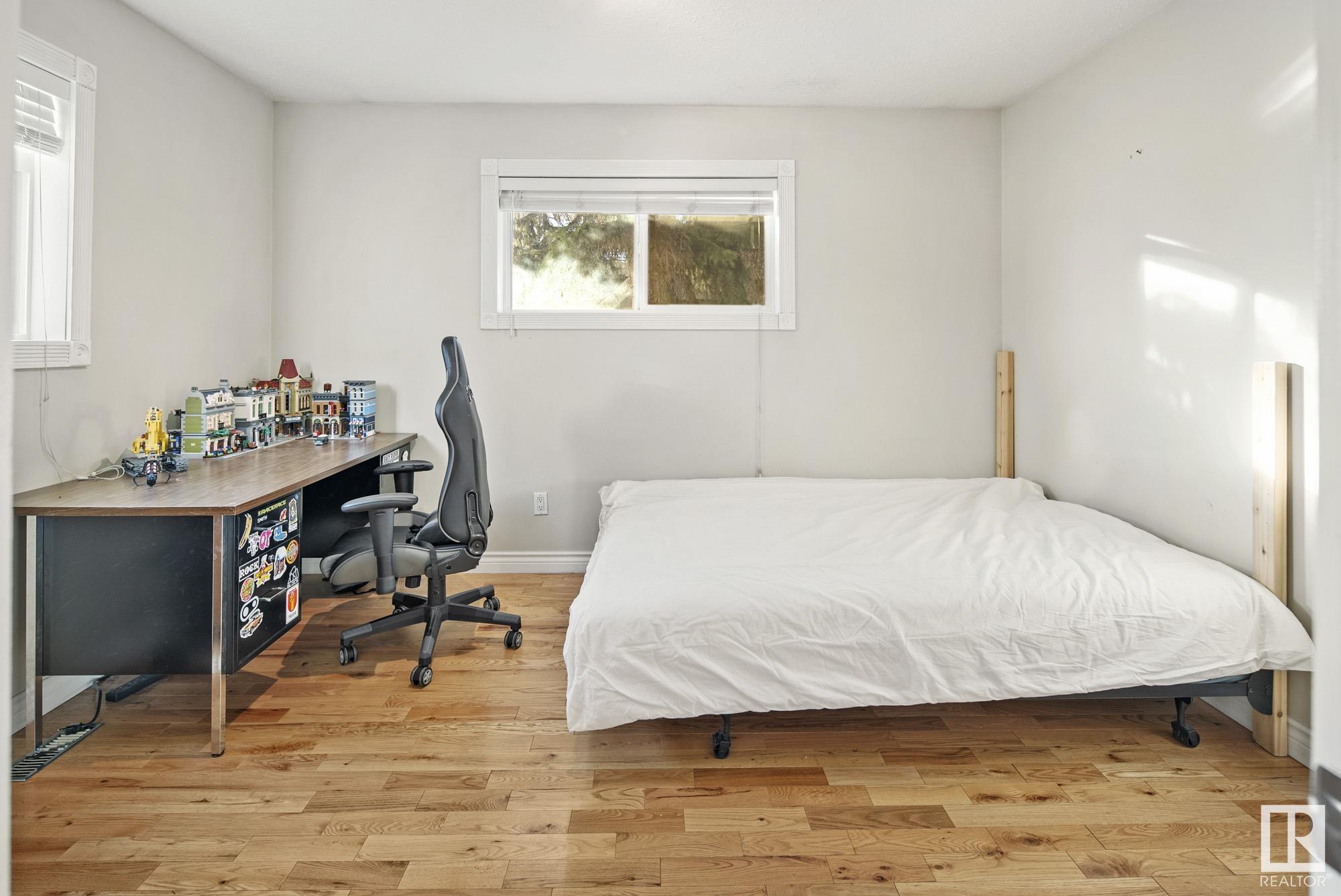      7326 111 AV NW , Edmonton,  ,T5B 0B6 ;  Listing Number: MLS E4414333