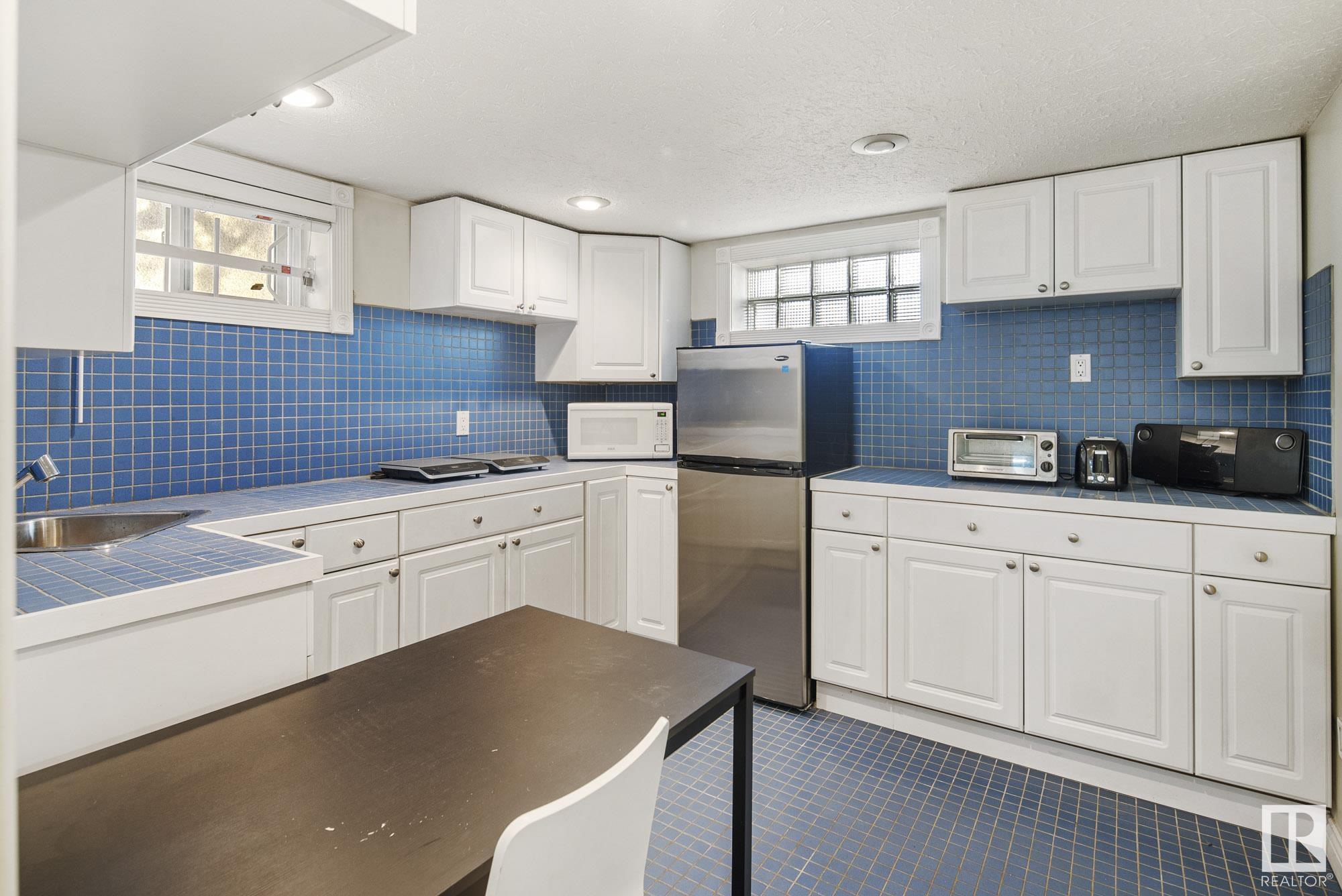      7326 111 AV NW , Edmonton,  ,T5B 0B6 ;  Listing Number: MLS E4414333
