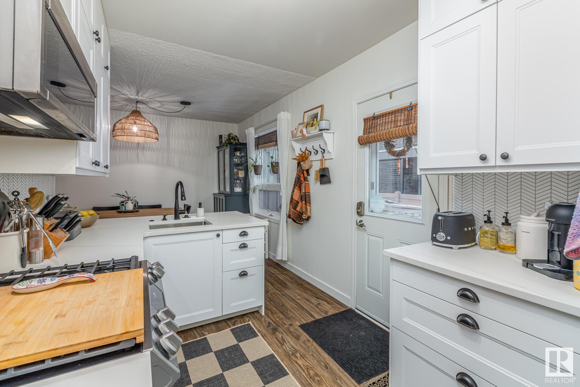      11922 102 AV NW , Edmonton,  ,T2G 3B3 ;  Listing Number: MLS E4414336