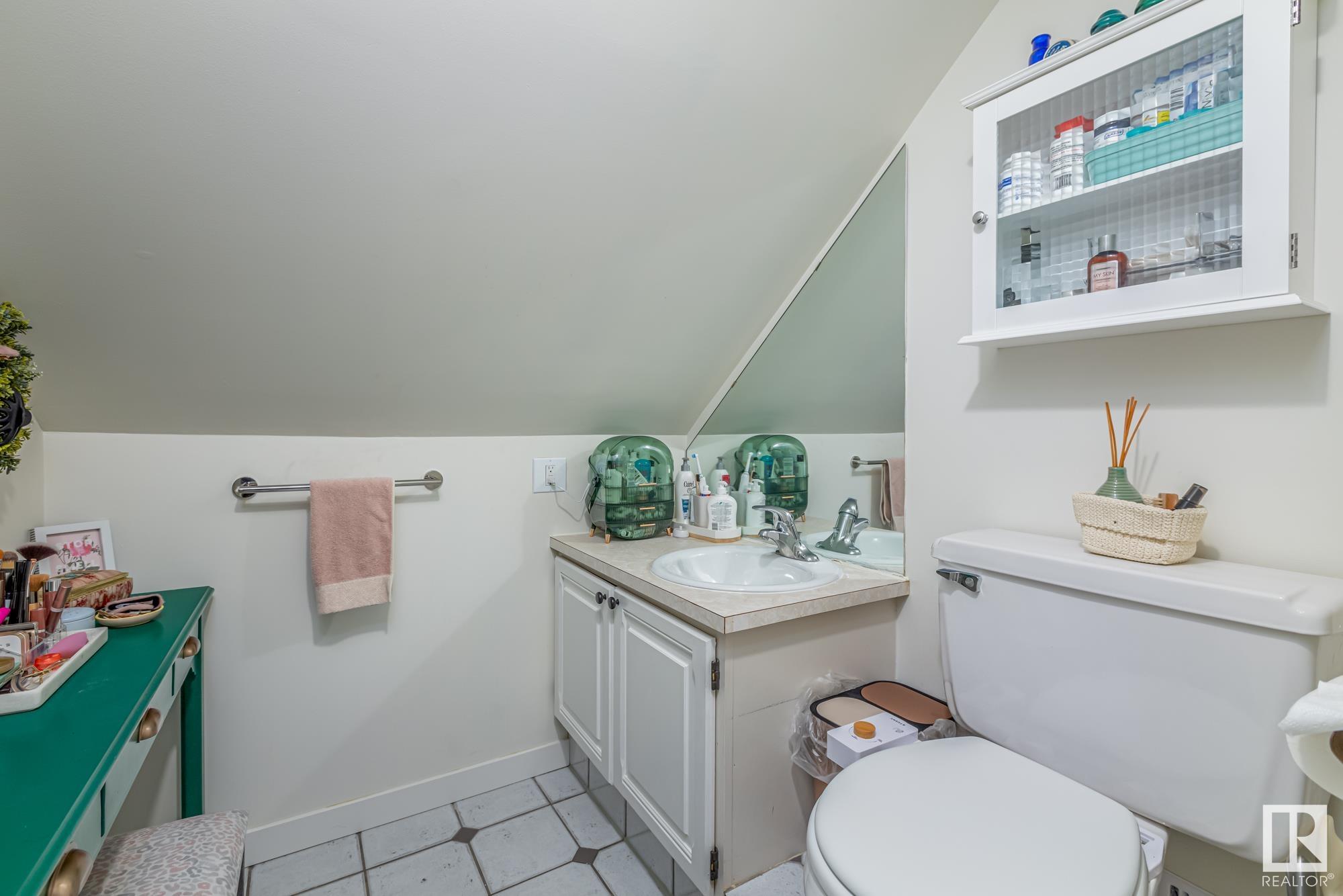      11922 102 AV NW , Edmonton,  ,T2G 3B3 ;  Listing Number: MLS E4414336