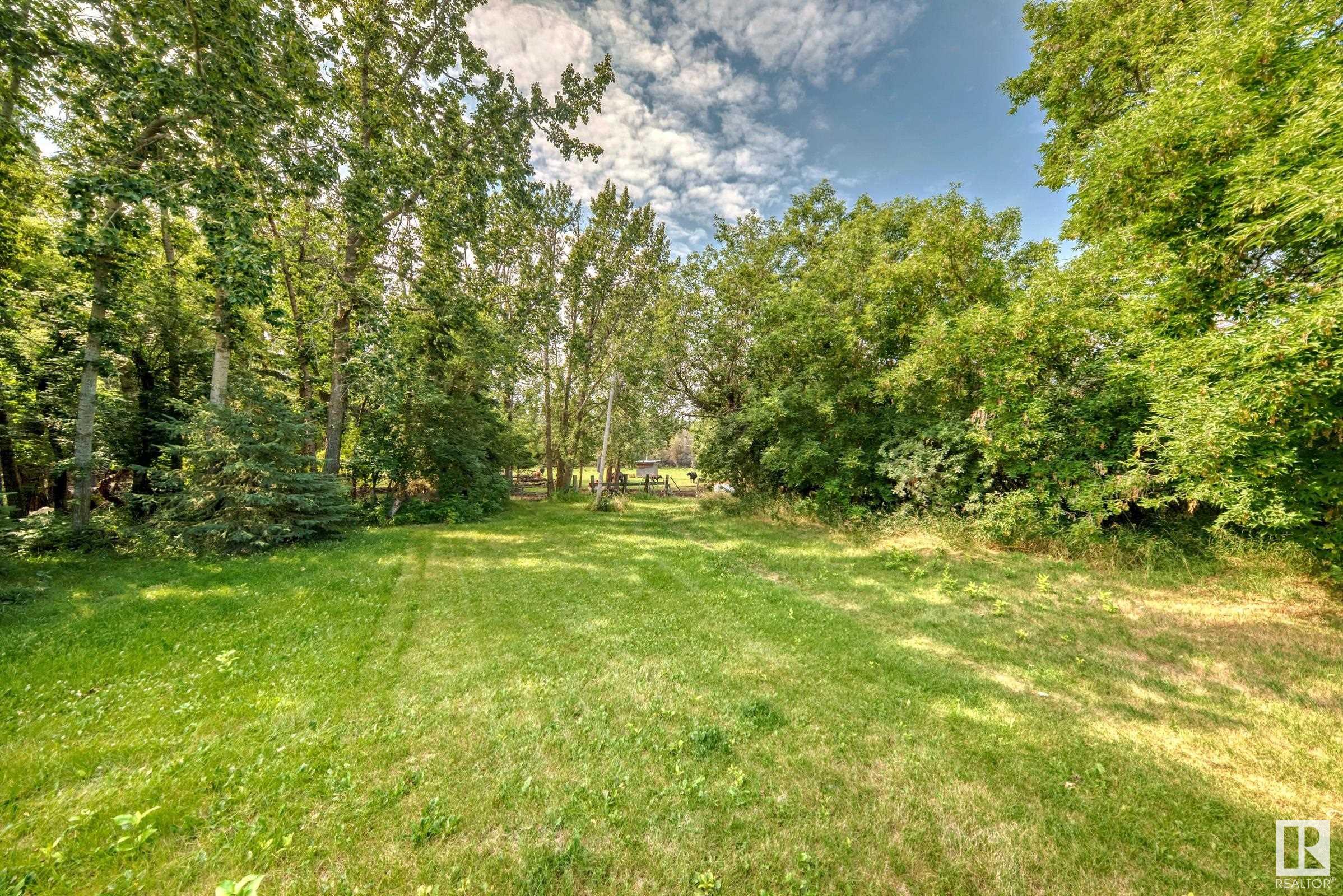      50256 Rge Rd 11 , Rural Leduc County,  ,T0C 2P0 ;  Listing Number: MLS E4414361