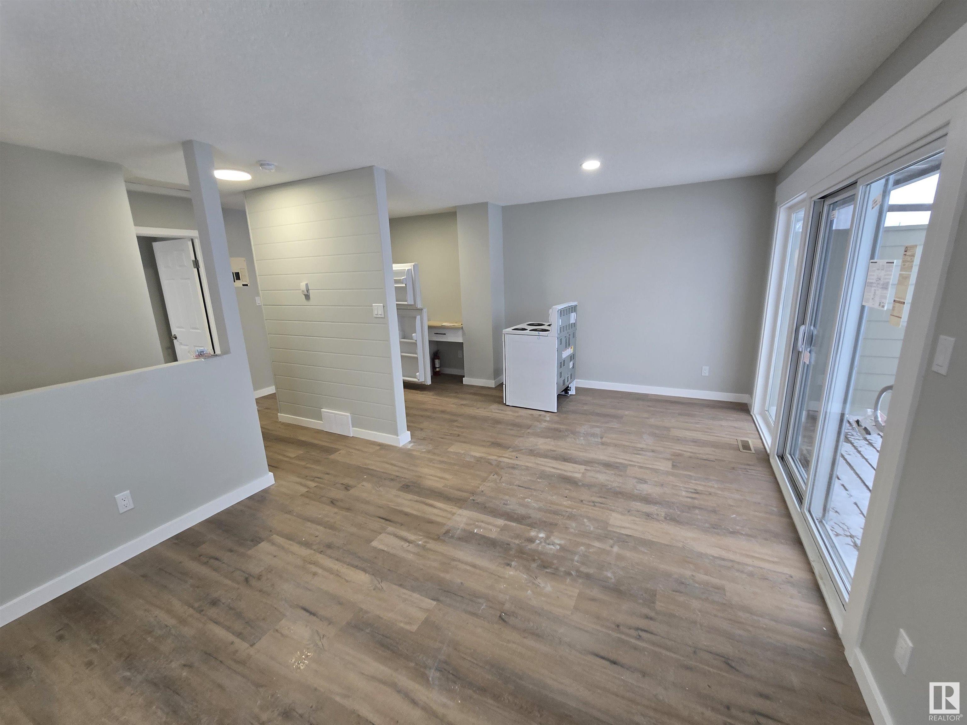      4521 50 AV , Cold Lake,  ,T9M 1Y8 ;  Listing Number: MLS E4414369