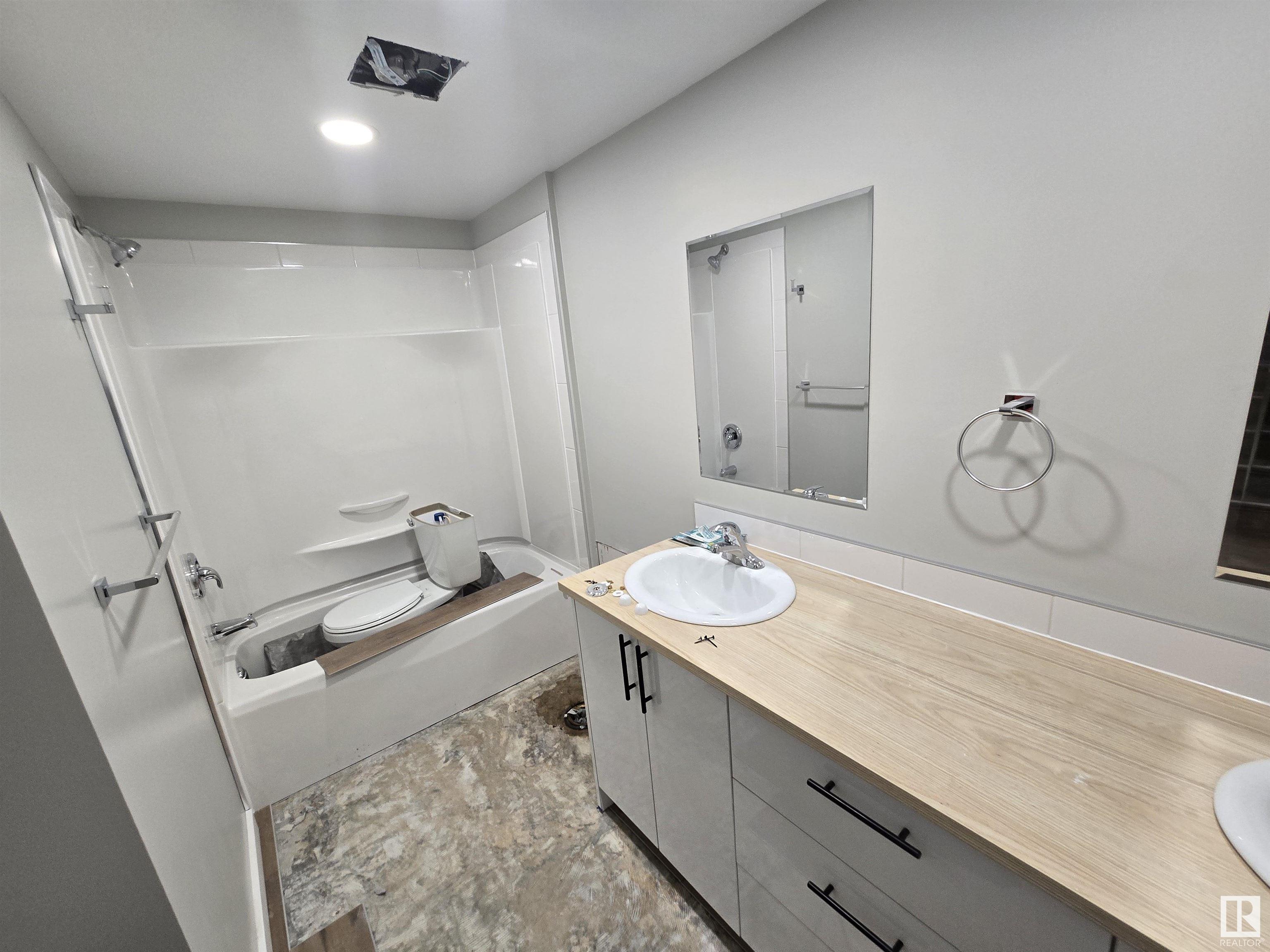     4521 50 AV , Cold Lake,  ,T9M 1Y8 ;  Listing Number: MLS E4414369