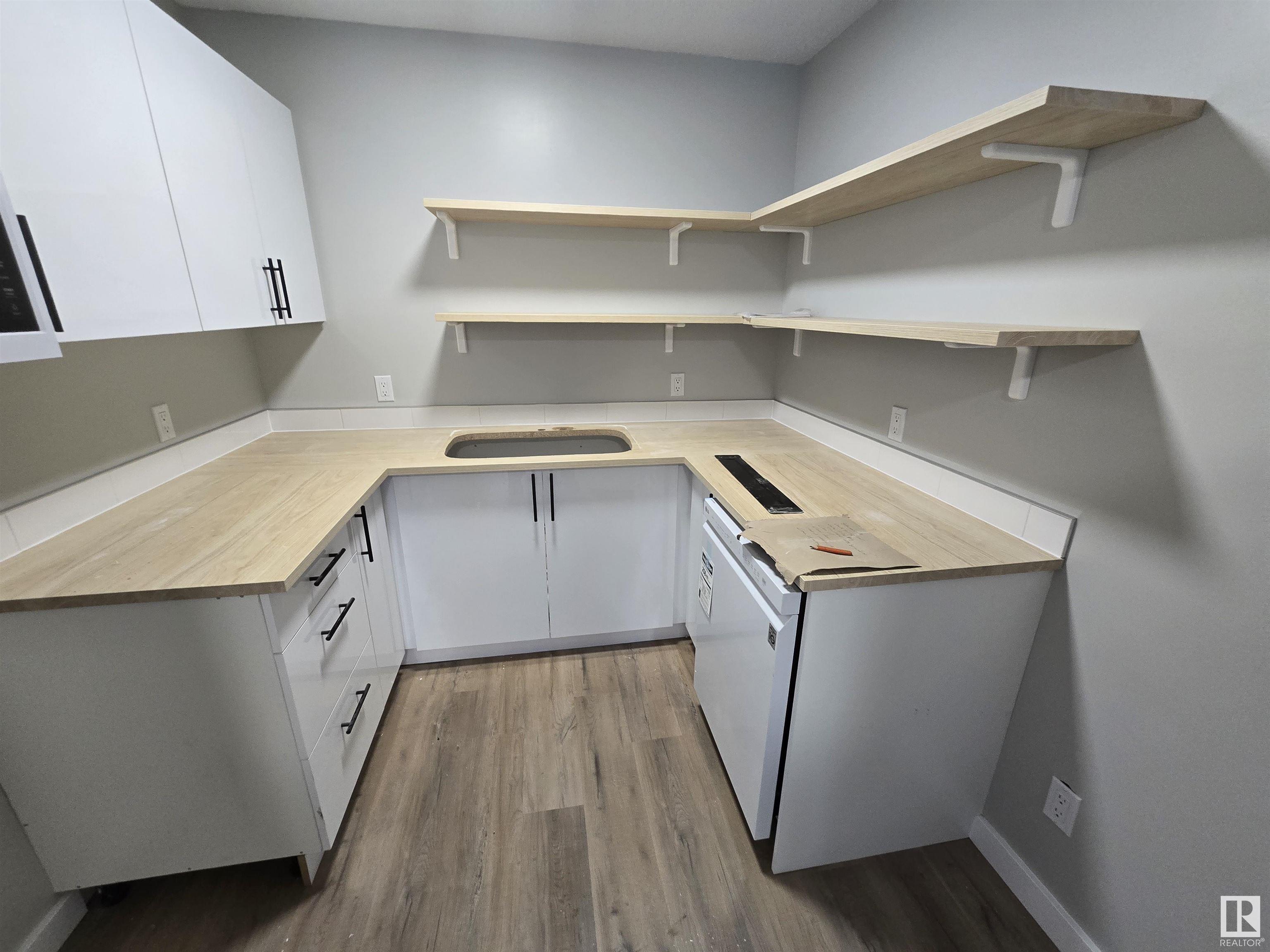      4521 50 AV , Cold Lake,  ,T9M 1Y8 ;  Listing Number: MLS E4414369