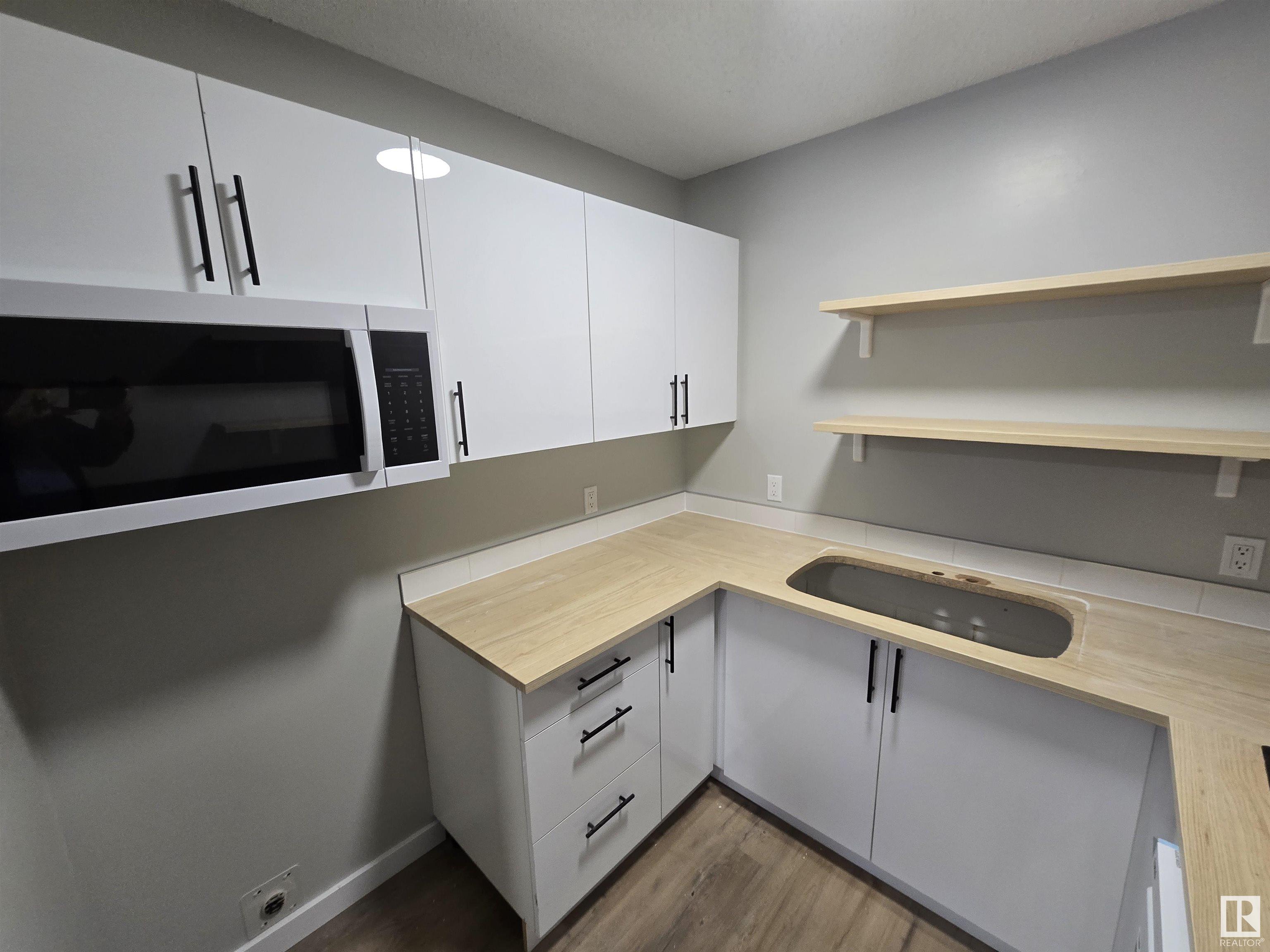      4521 50 AV , Cold Lake,  ,T9M 1Y8 ;  Listing Number: MLS E4414369