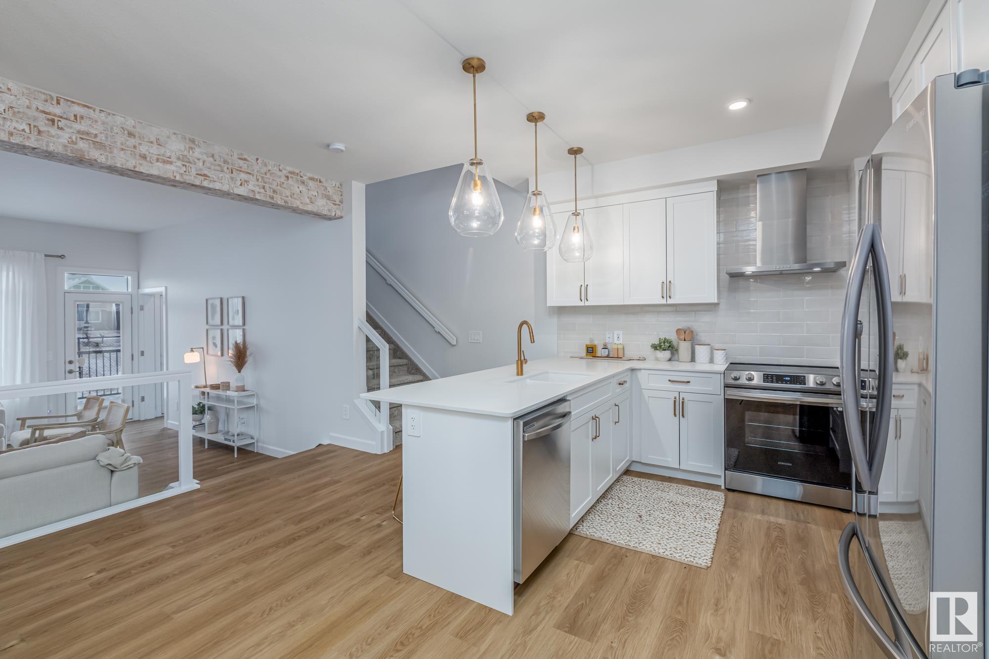      3103 169 ST SW , Edmonton,  ,T6W 5A4 ;  Listing Number: MLS E4414387
