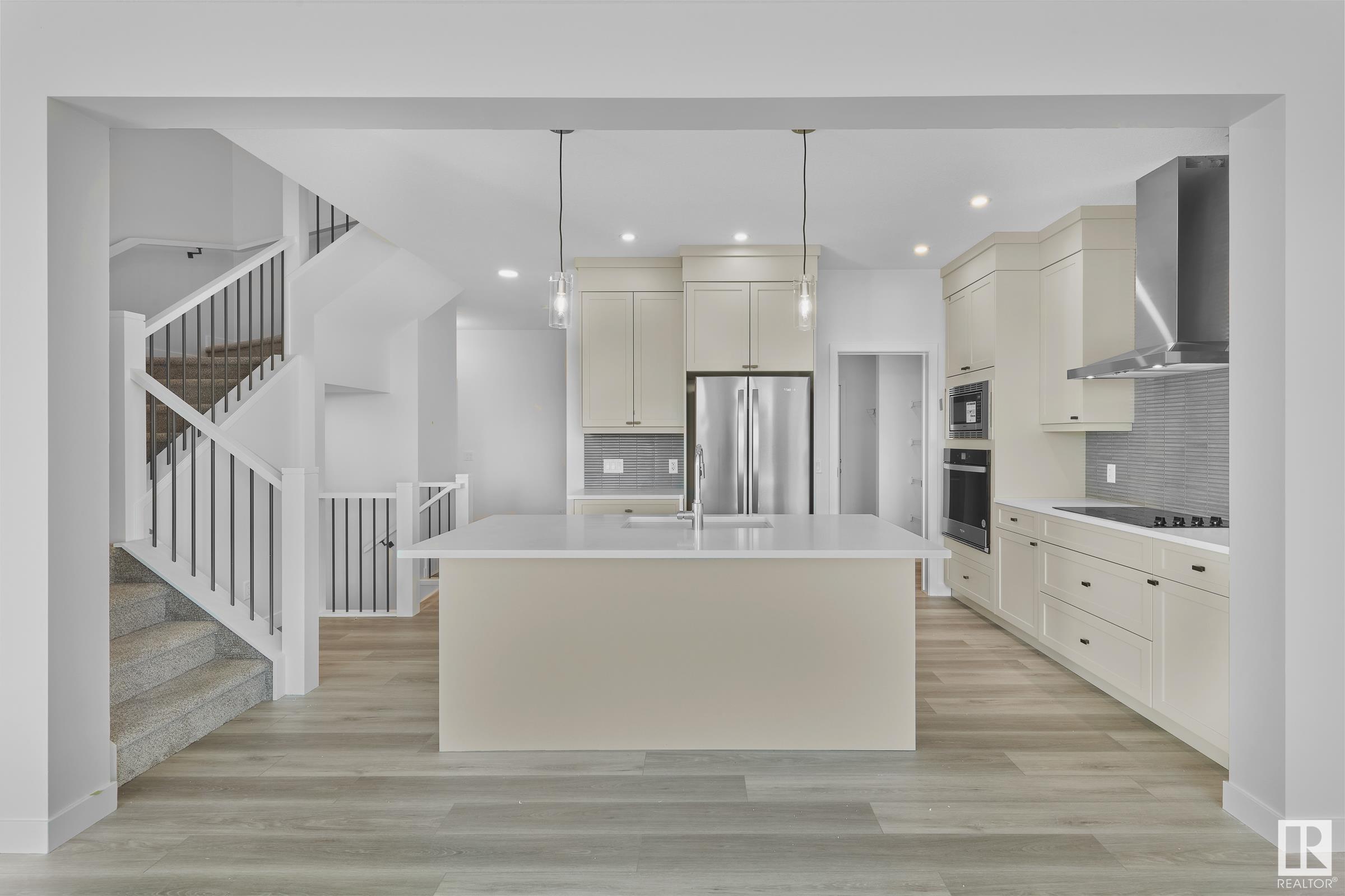      3121 ERLANGER WY NW , Edmonton,  ,T6M 1S2 ;  Listing Number: MLS E4414394