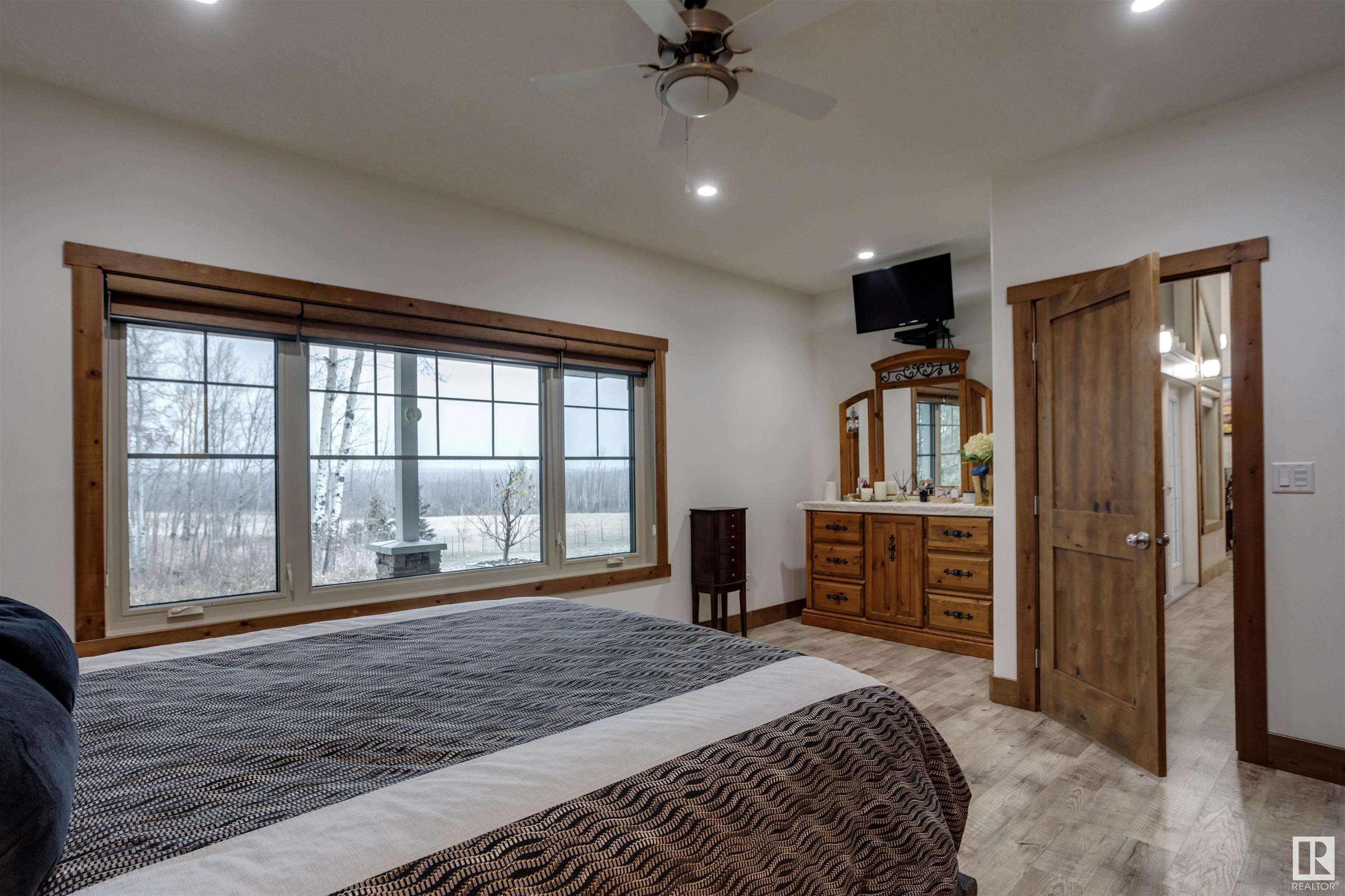      7126 Township Road 514 , Rural Parkland County,  ,T0E 0S0 ;  Listing Number: MLS E4414445