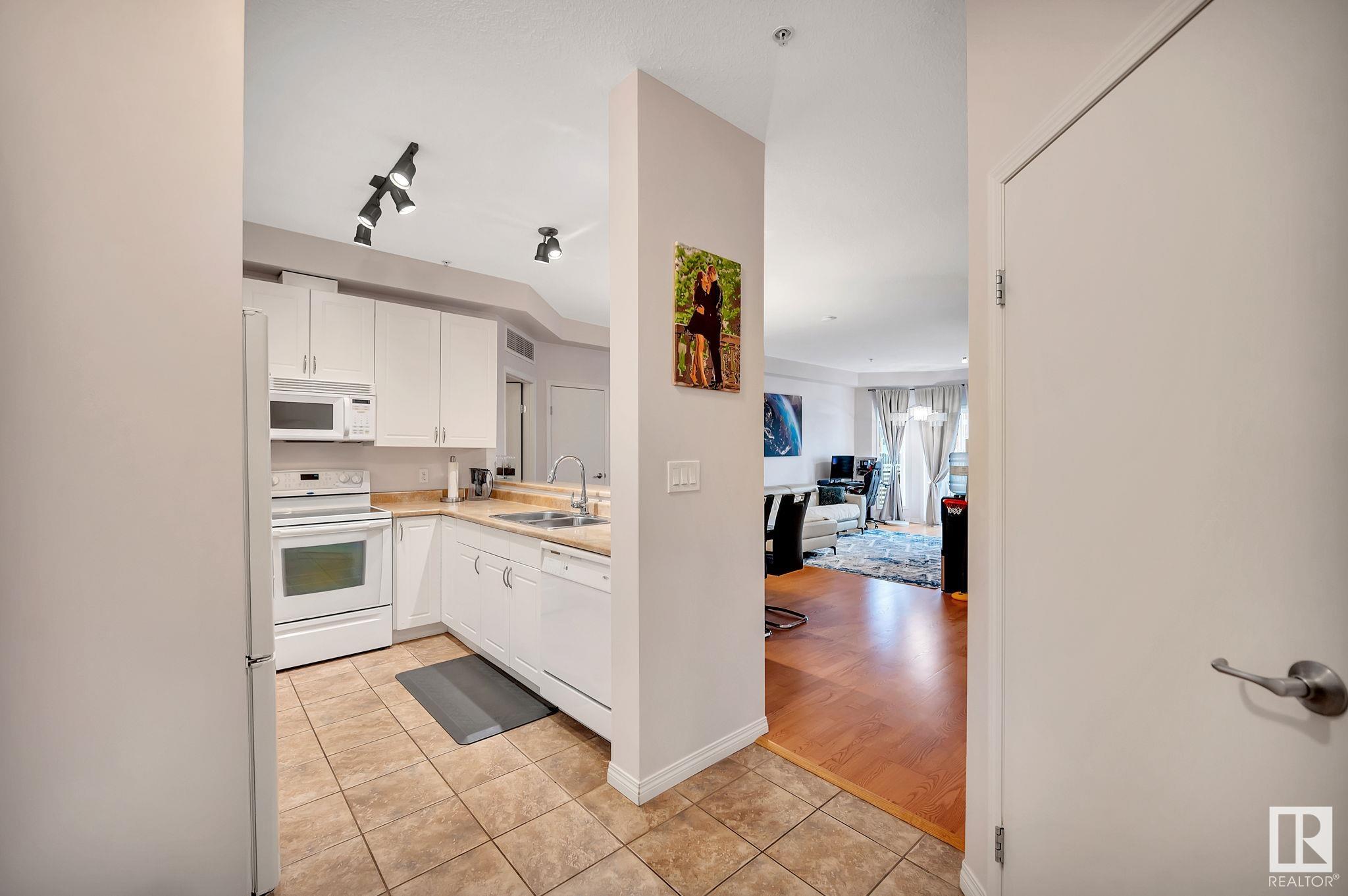     #304 4304 139 AV NW , Edmonton,  ,T5Y 0H6 ;  Listing Number: MLS E4414465