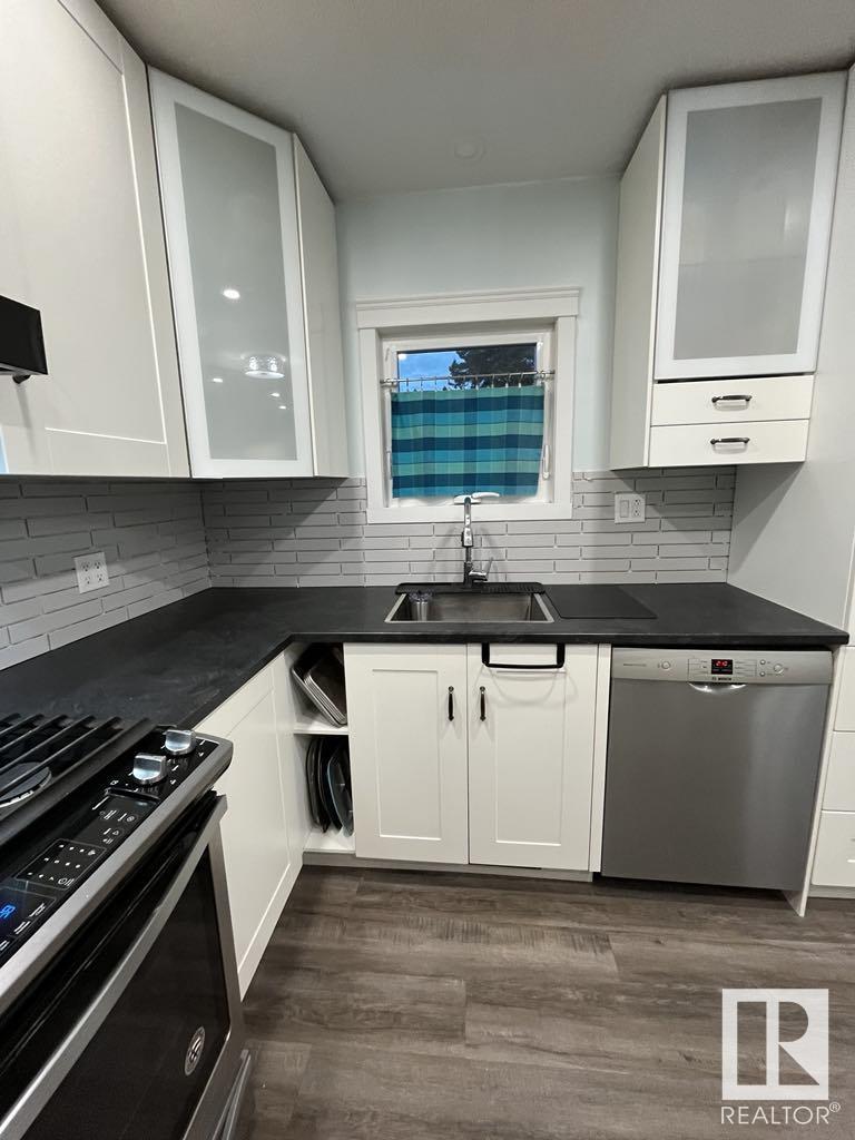      5027 53 AV , Warburg,  ,T0C 2T0 ;  Listing Number: MLS E4414466