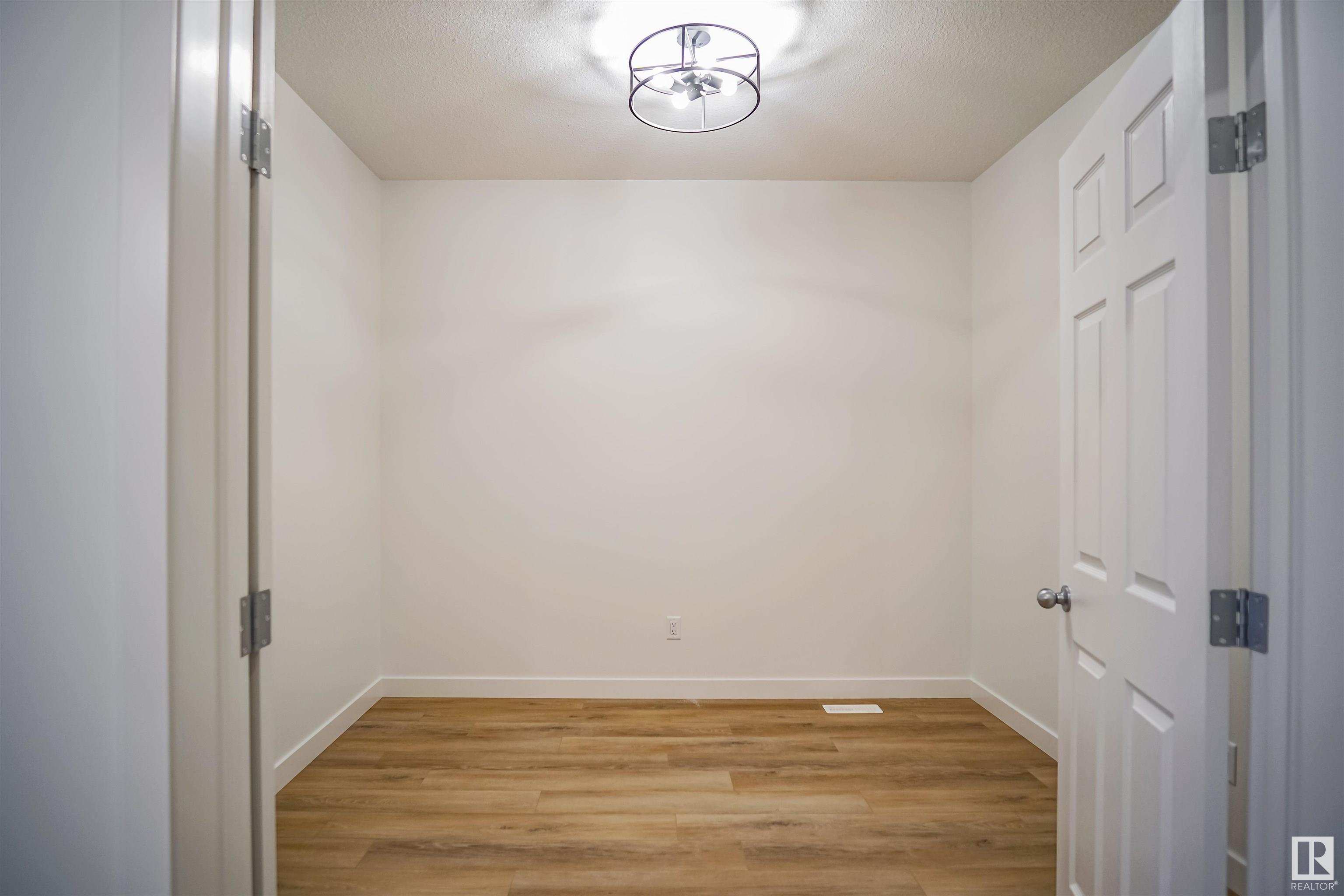      13036 212 ST NW , Edmonton,  ,T5S 0R8 ;  Listing Number: MLS E4414505