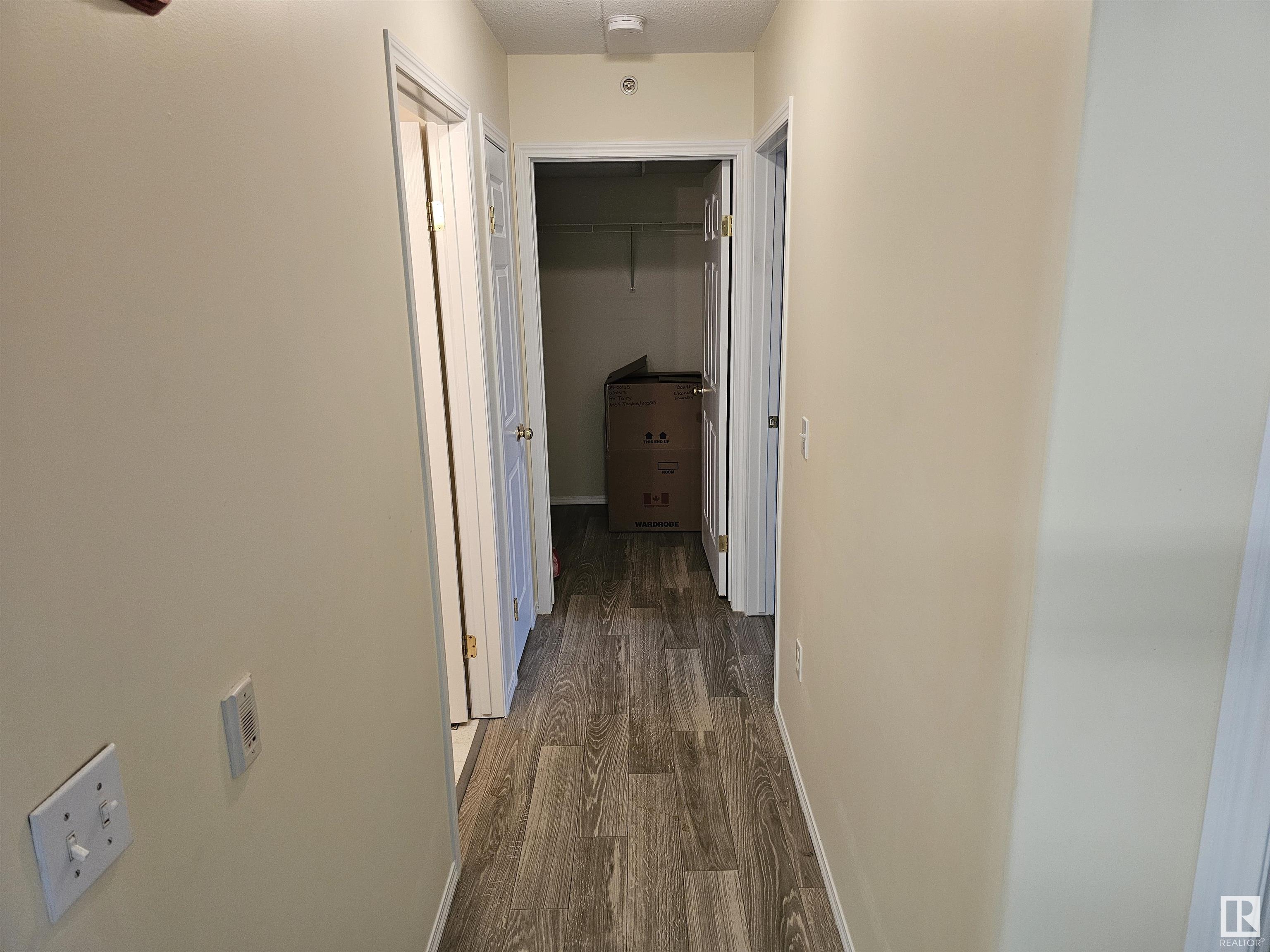      #101 4900 54 Ave , Drayton Valley,  ,T7A 1V8 ;  Listing Number: MLS E4414540