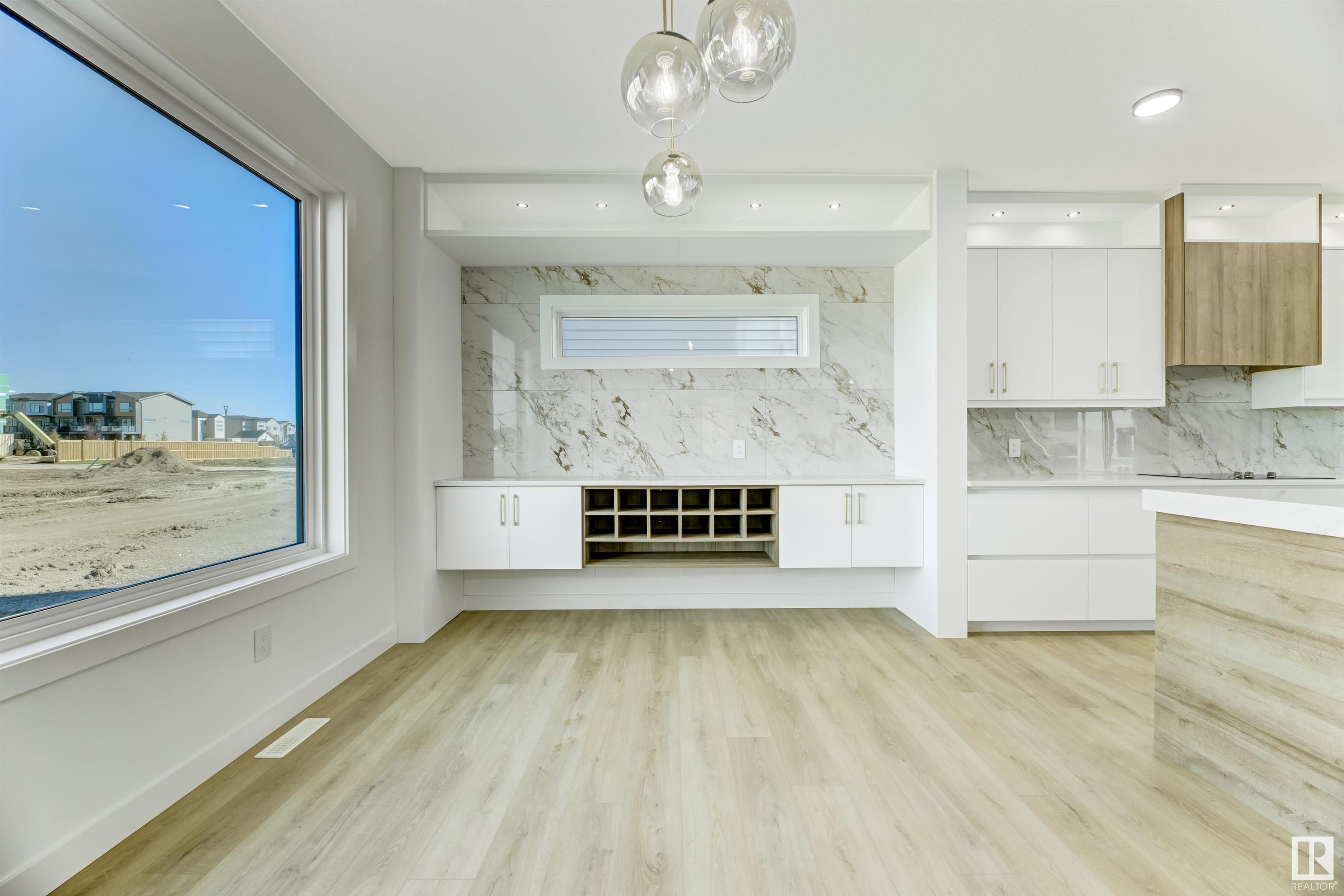      7098 KIVIAQ CR SW , Edmonton,  ,T6W 5N7 ;  Listing Number: MLS E4414553