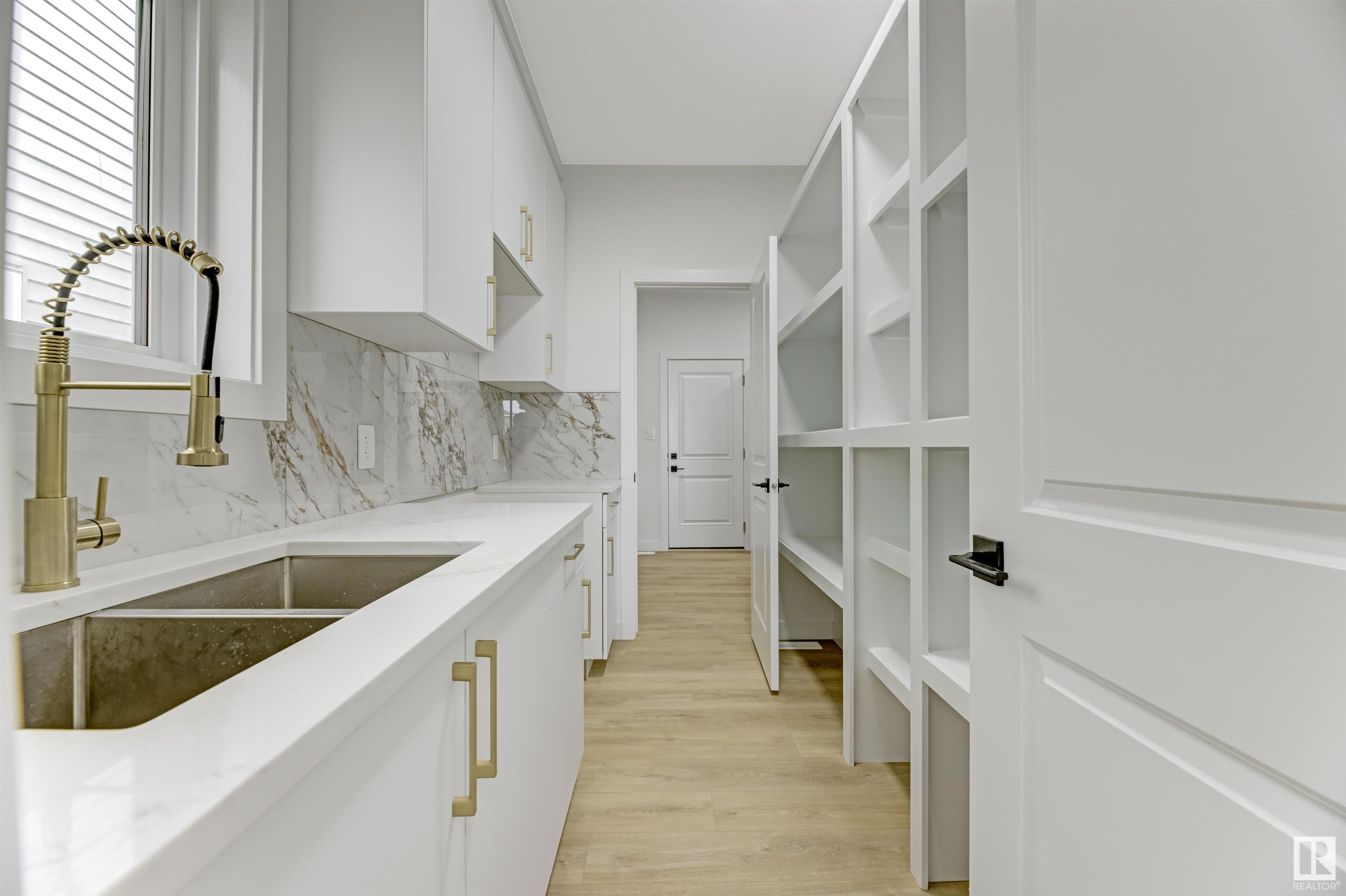      7098 KIVIAQ CR SW , Edmonton,  ,T6W 5N7 ;  Listing Number: MLS E4414553