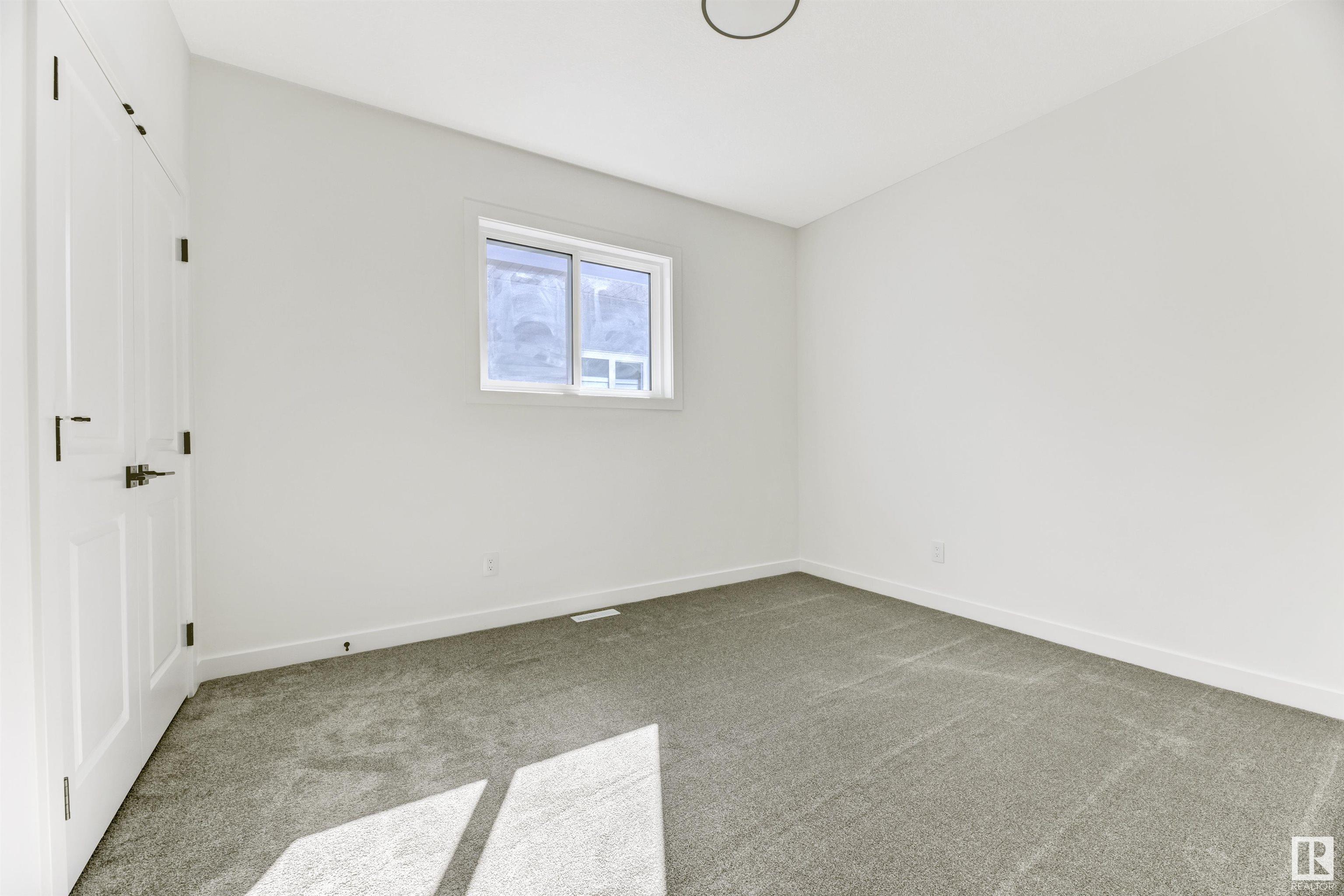      7098 KIVIAQ CR SW , Edmonton,  ,T6W 5N7 ;  Listing Number: MLS E4414553