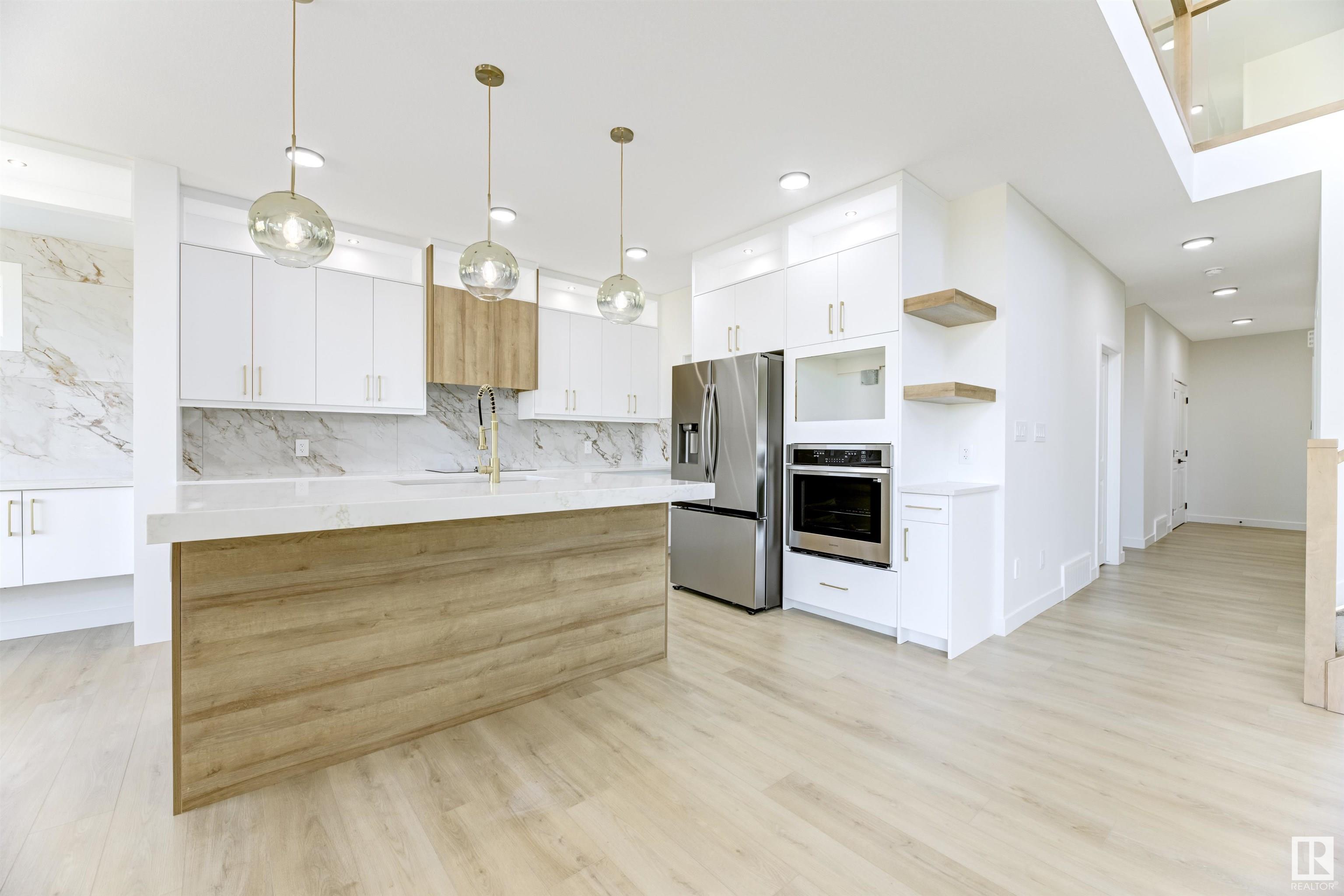      7098 KIVIAQ CR SW , Edmonton,  ,T6W 5N7 ;  Listing Number: MLS E4414553