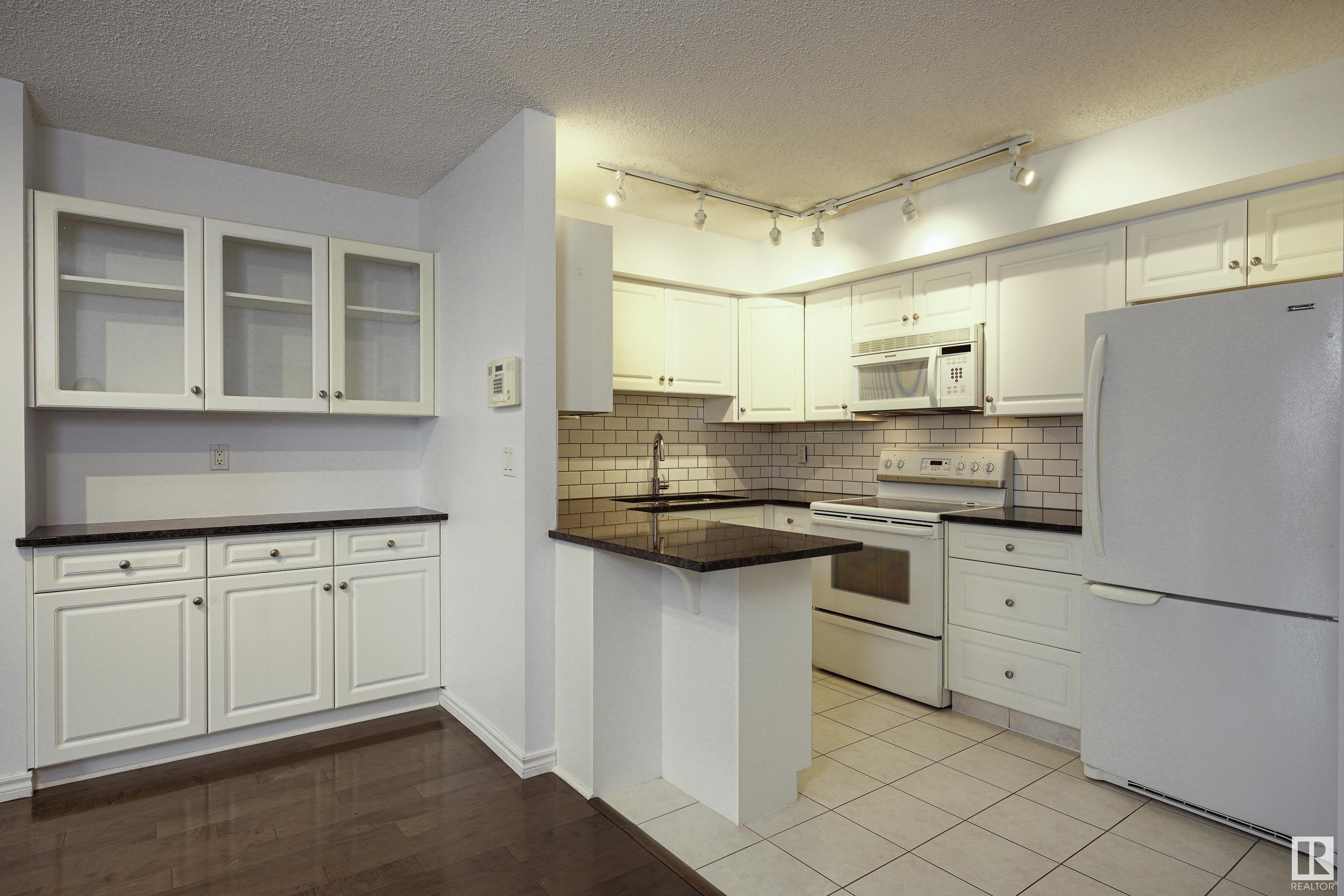      #804 9741 110 ST NW , Edmonton,  ,T5K 2V8 ;  Listing Number: MLS E4414589