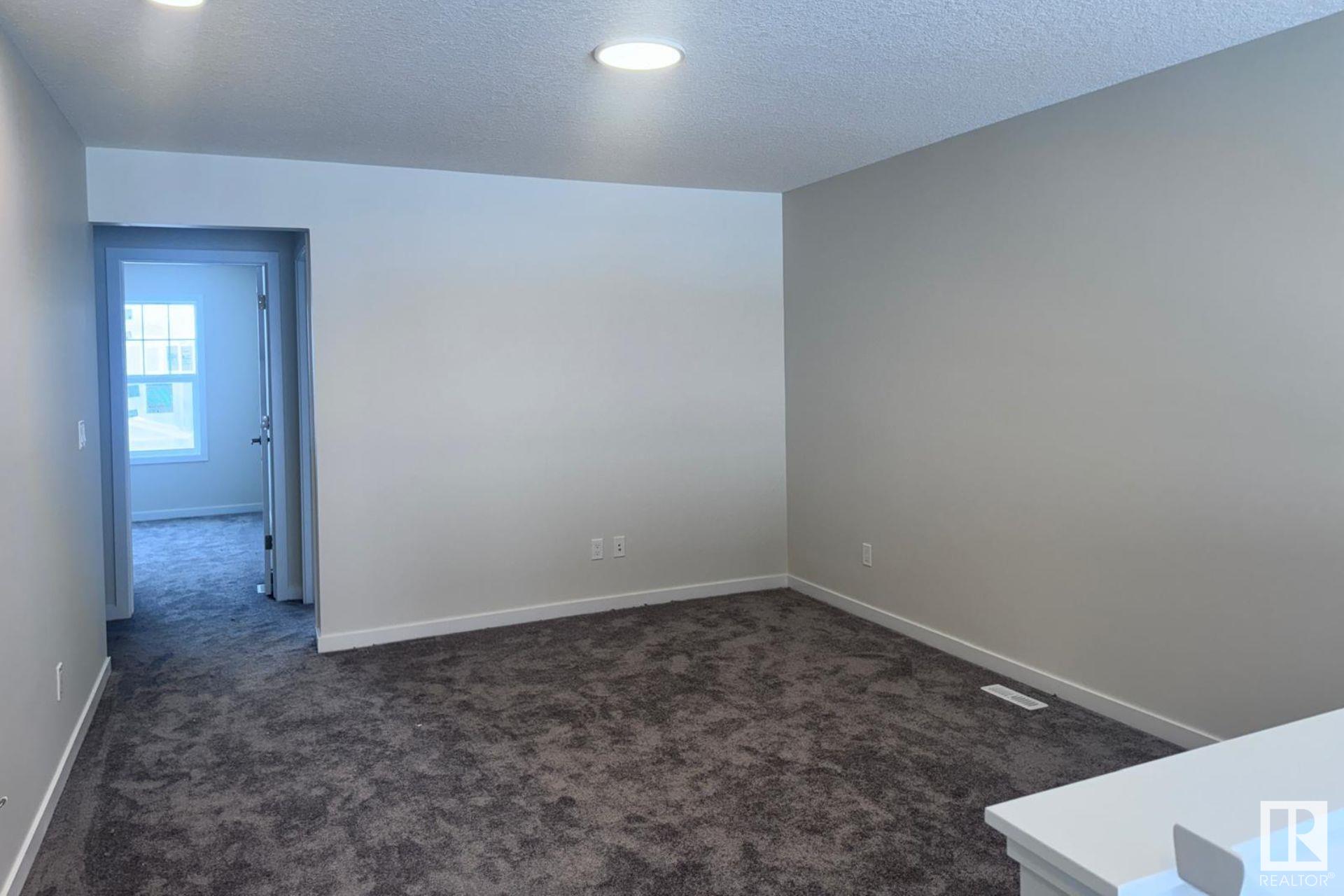      3516 ERLANGER LINK LI NW , Edmonton,  ,T6M 0N9 ;  Listing Number: MLS E4414590