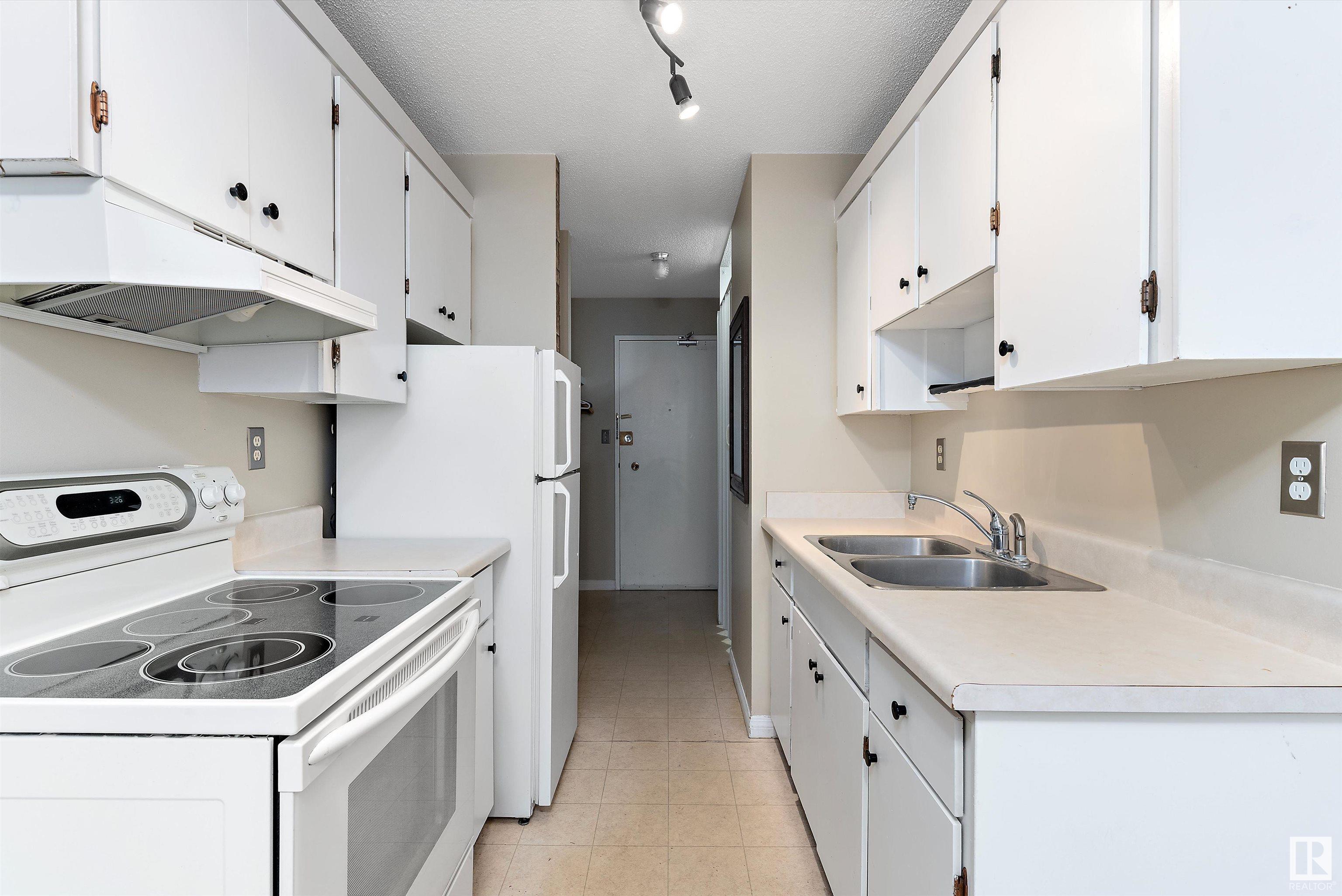      #202 8310 JASPER AV NW , Edmonton,  ,T5H 3S3 ;  Listing Number: MLS E4414598