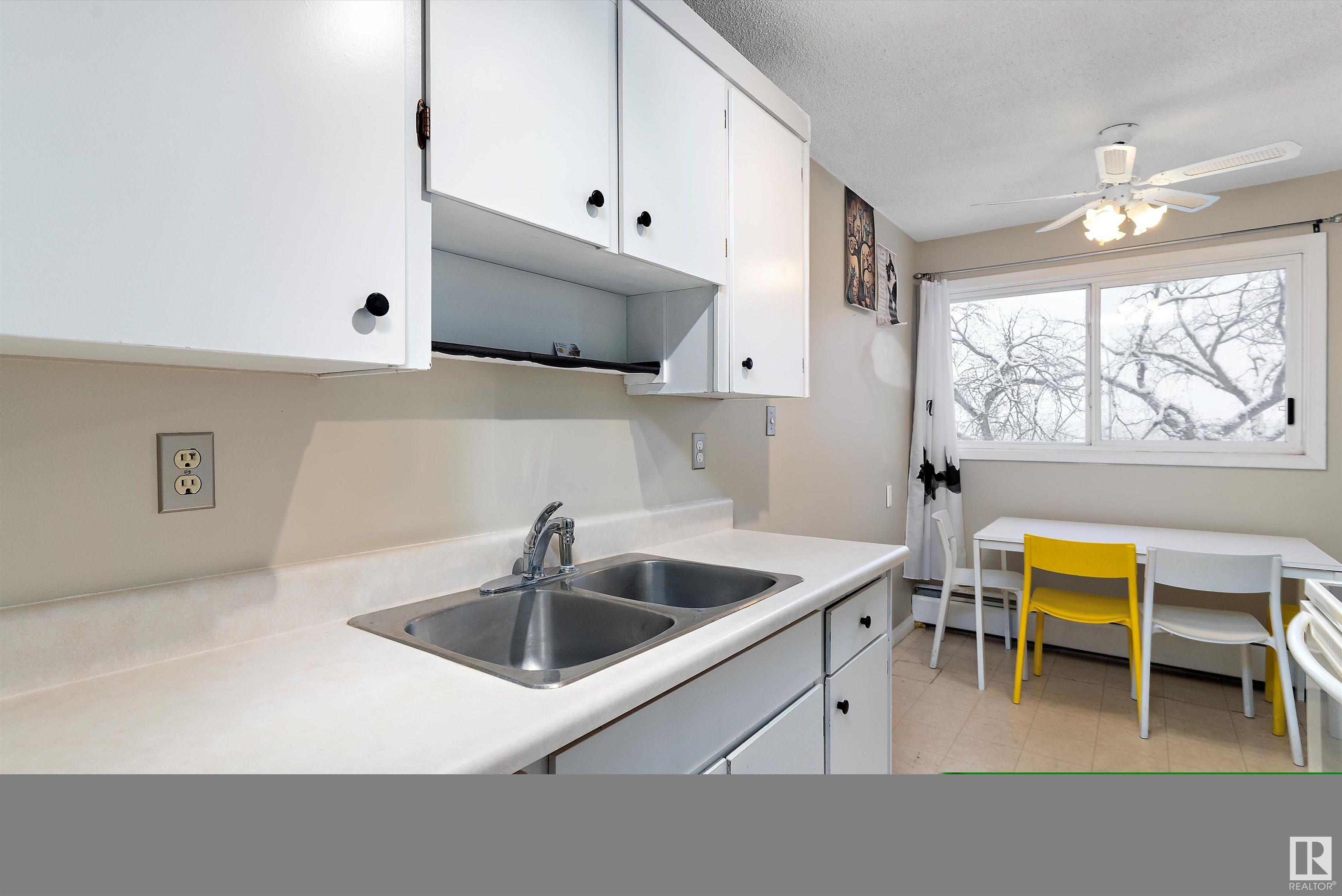      #202 8310 JASPER AV NW , Edmonton,  ,T5H 3S3 ;  Listing Number: MLS E4414598