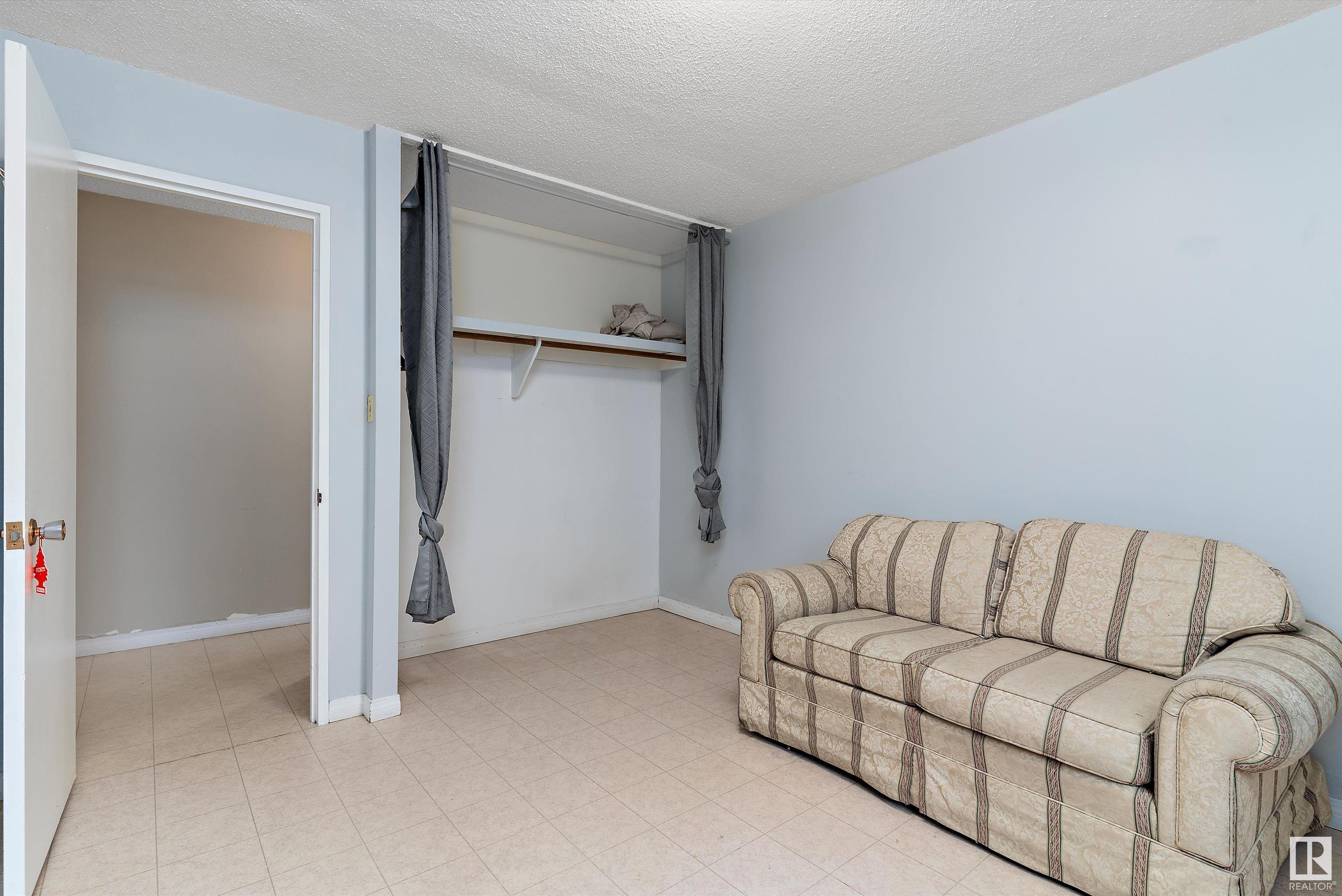      #202 8310 JASPER AV NW , Edmonton,  ,T5H 3S3 ;  Listing Number: MLS E4414598