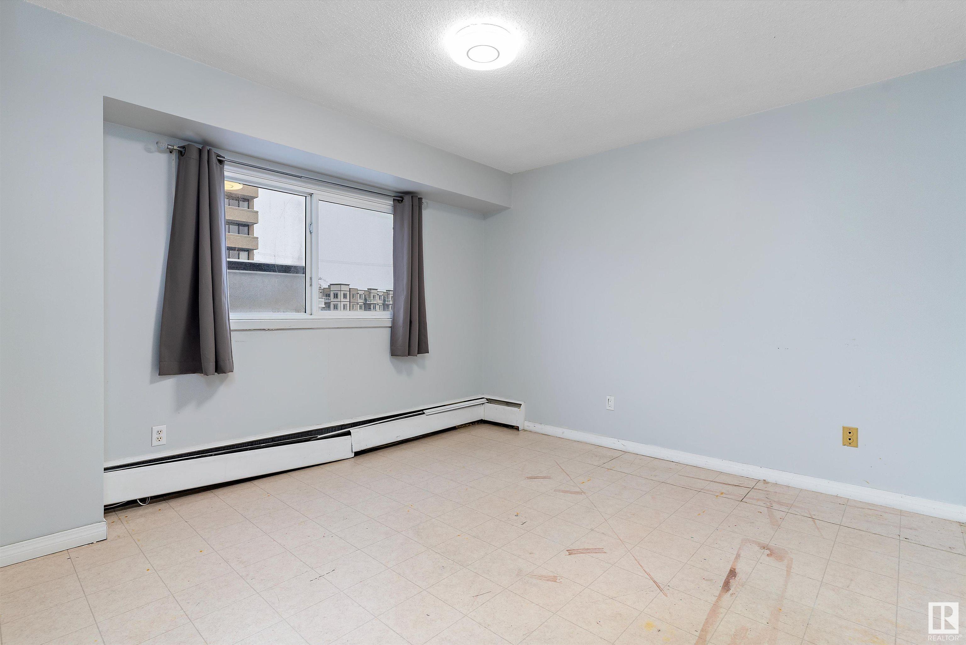      #202 8310 JASPER AV NW , Edmonton,  ,T5H 3S3 ;  Listing Number: MLS E4414598