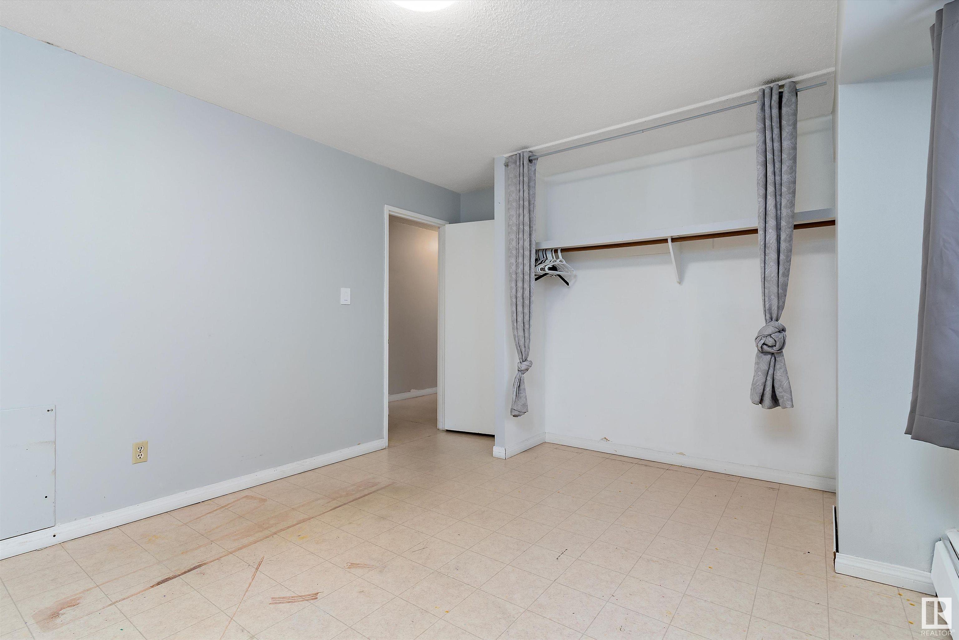      #202 8310 JASPER AV NW , Edmonton,  ,T5H 3S3 ;  Listing Number: MLS E4414598